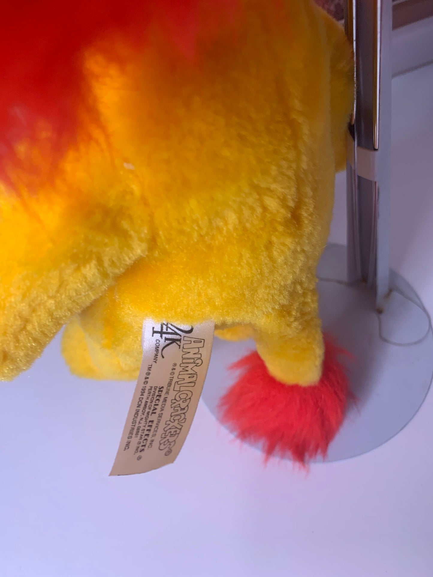 Vintage 1995 24K Animal Crackers Lyle the lion yellow lion plush. 10”