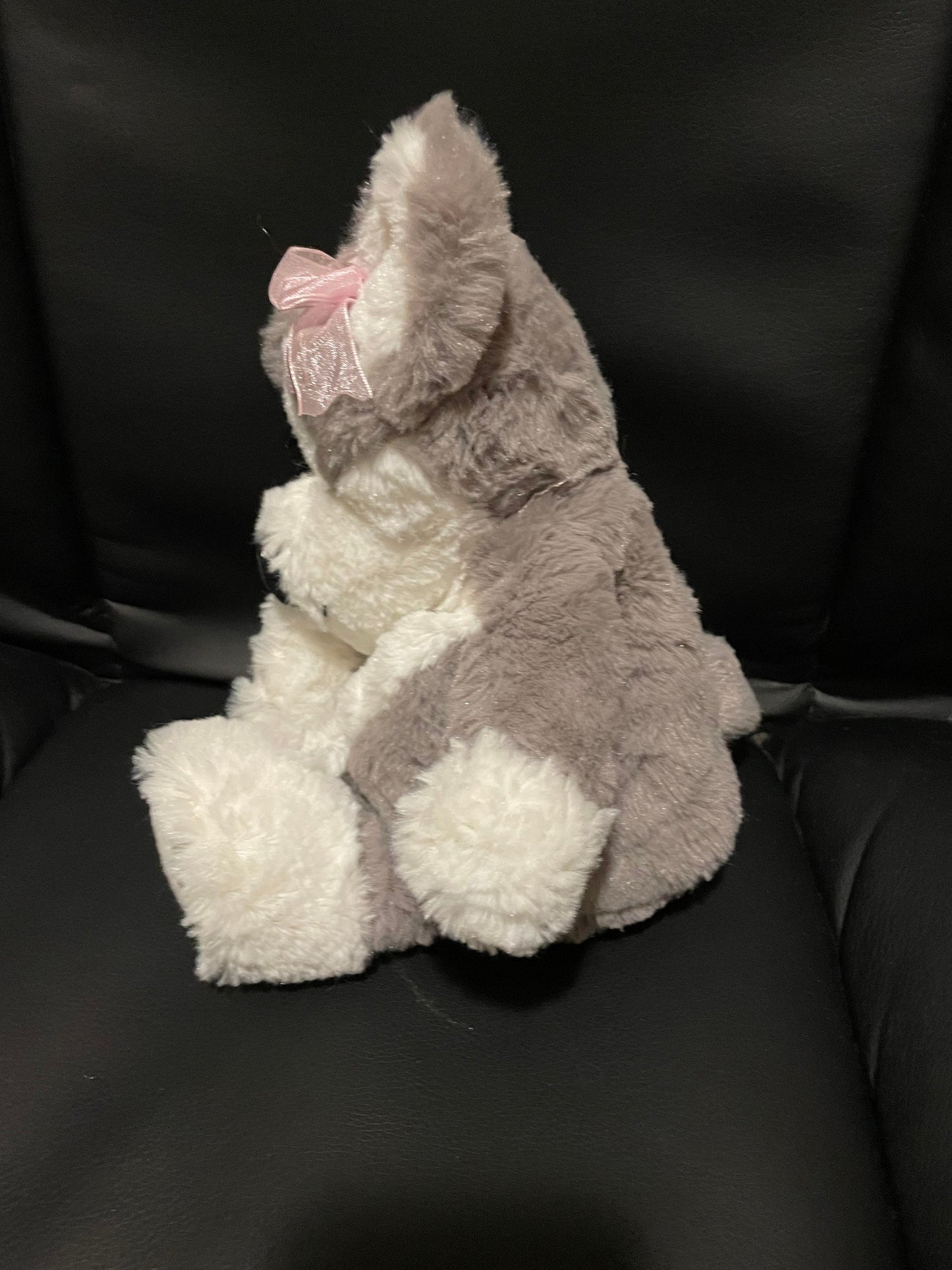 Claire’s Microwaveable Hottie gray cat plush. No heat pack