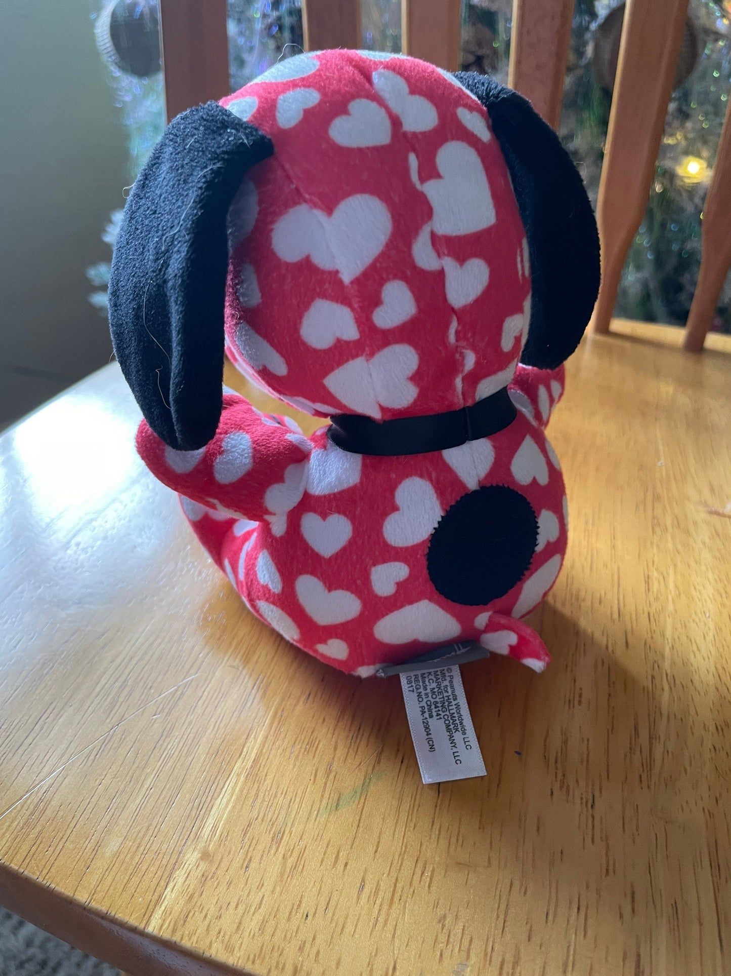 Peanuts Snoopy 7” Stuffed Animal Red Hearts Hallmark Plush