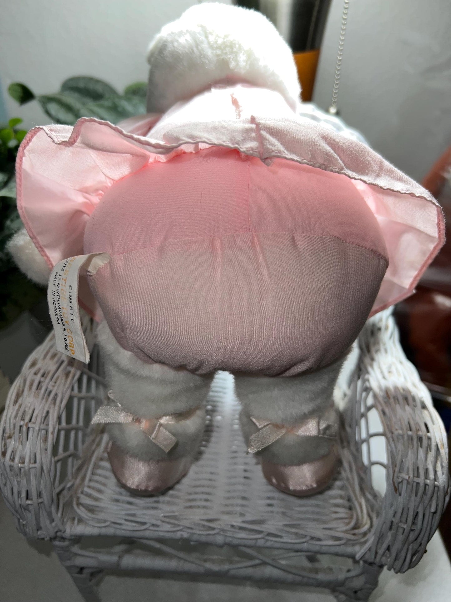 Prestige White Ballerina Bunny Rabbit Plush Pink Tutu Pink Satin Shoes Very Rare 1988