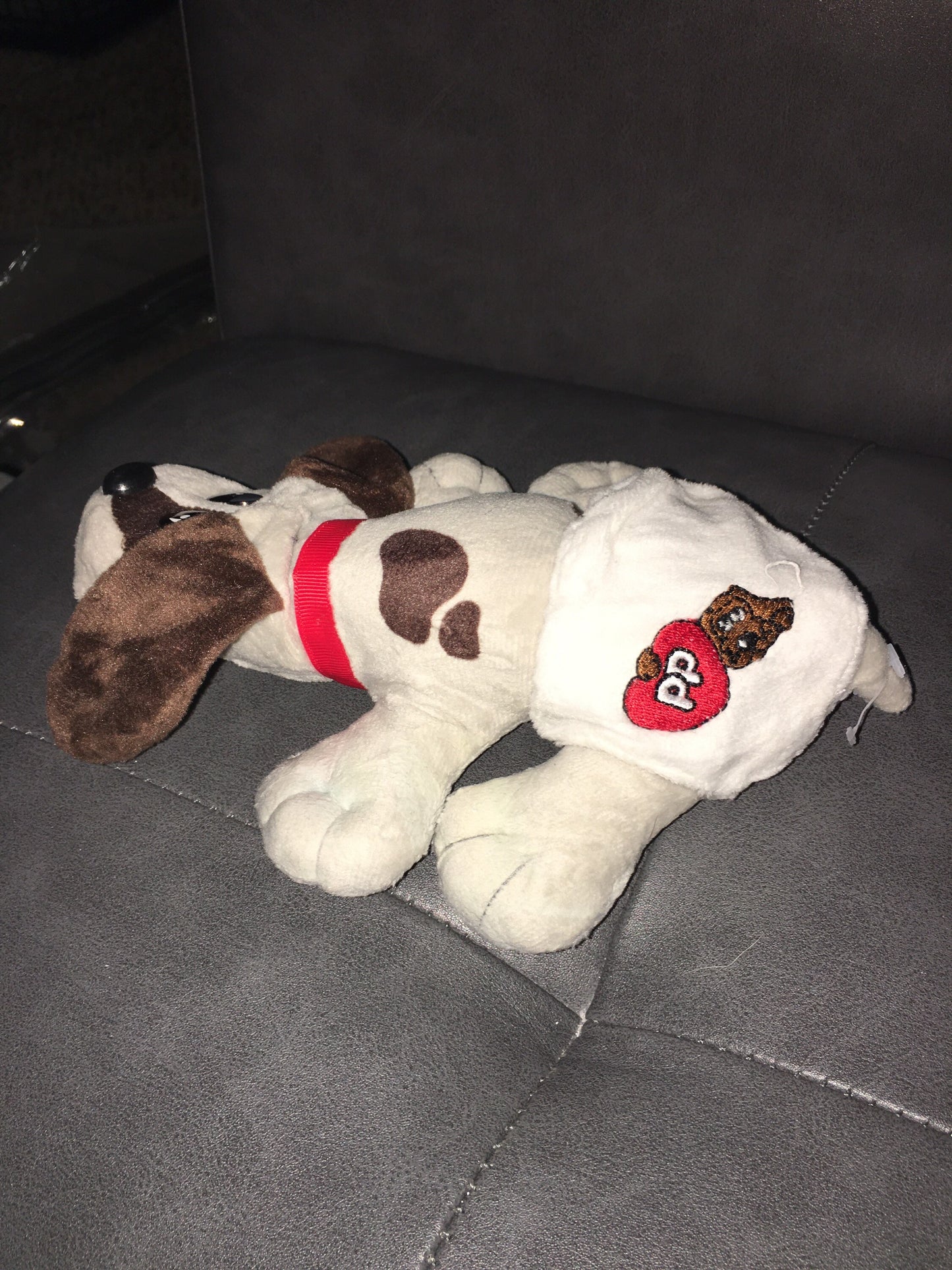 Vintage Pound Puppy Tonka Small 7.5” Light Gray Puppies Plush Dog