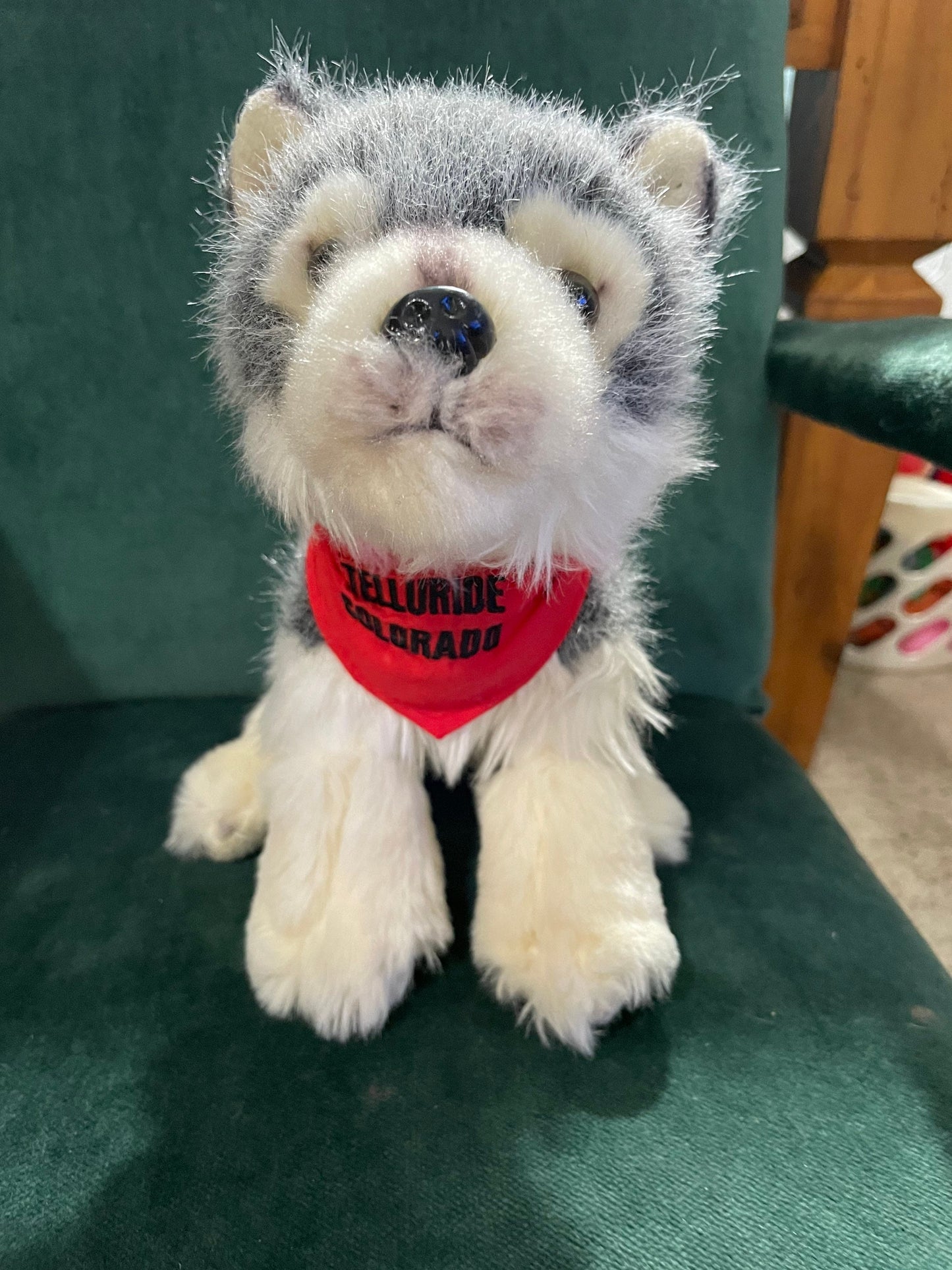 Telluride CO Husky Wolf Dog Stuffed Animal Plush. Demdaco with red bandana