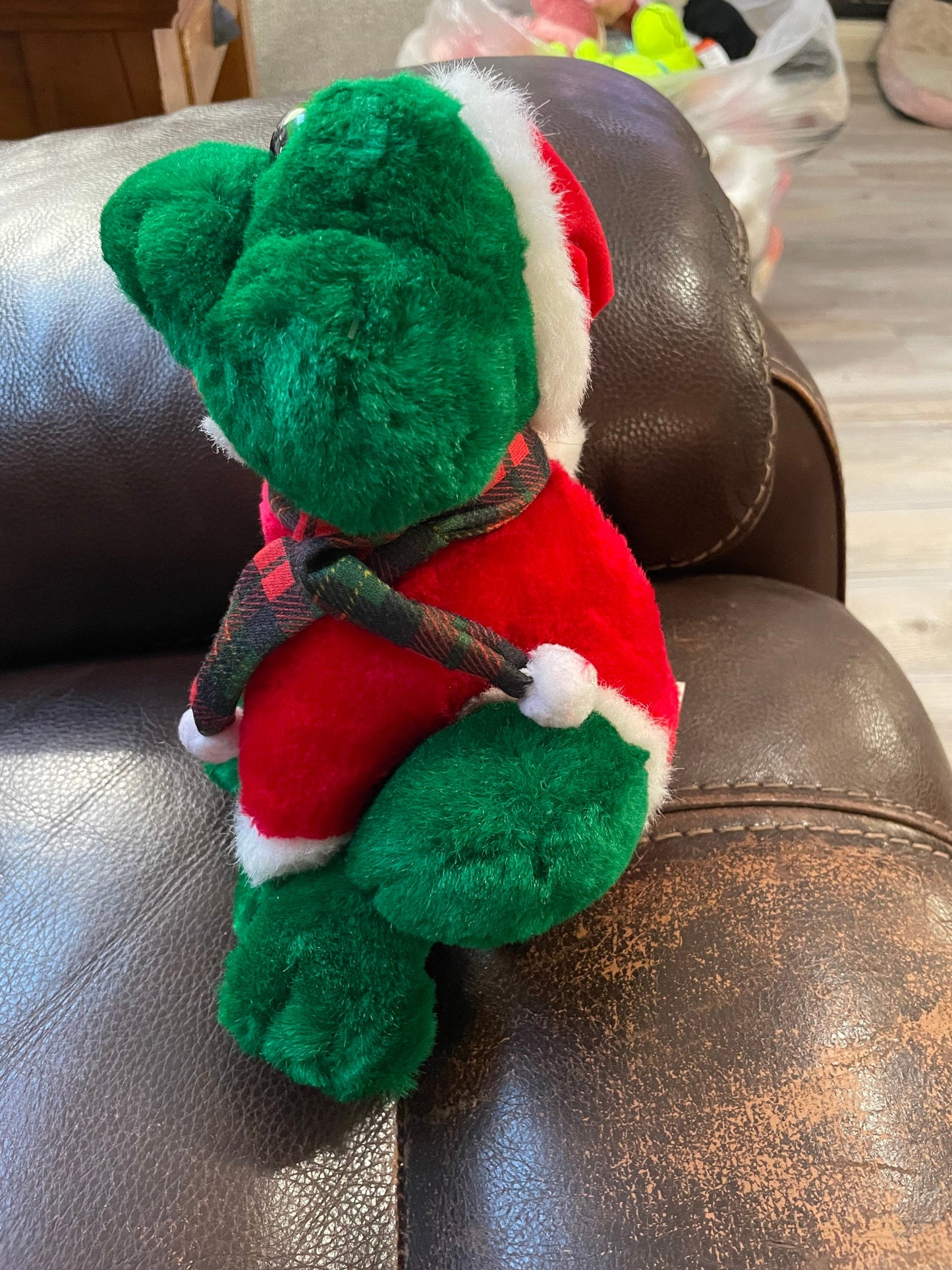 Fun Street 12” Christmas Frog Plush