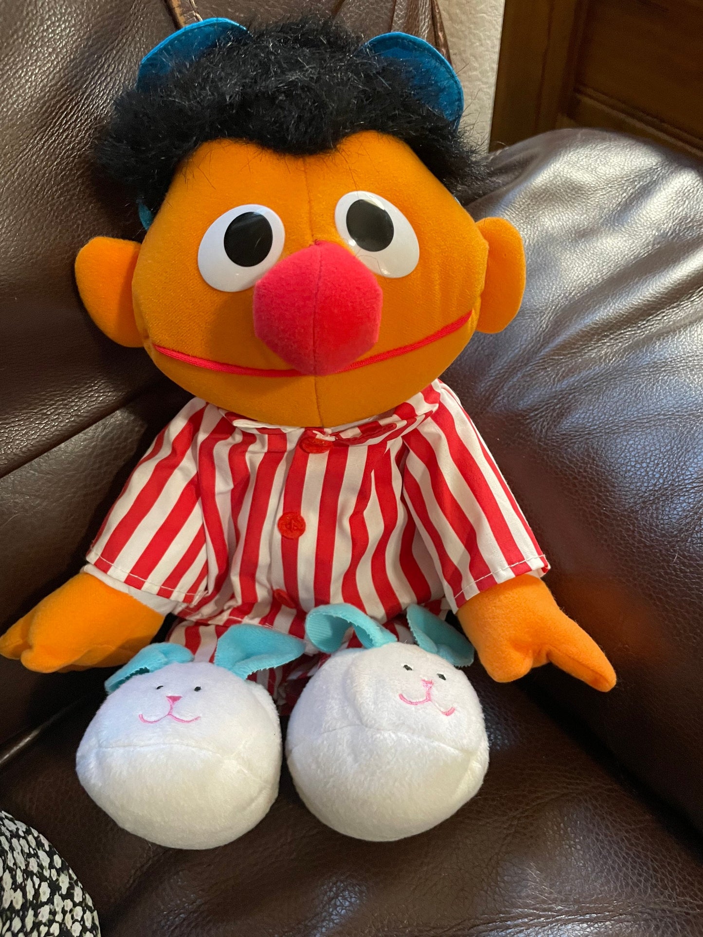 1997 Sing & Snore Ernie Stuffed Animal