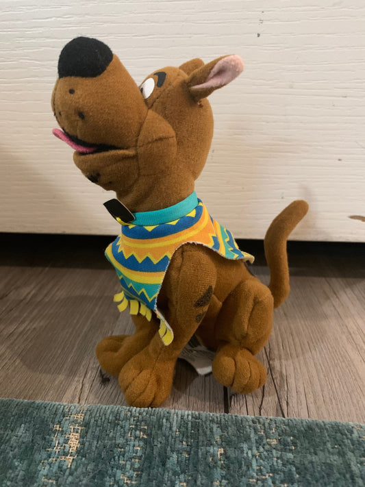 Vintage Scooby Doo with serape. Small 6.3”interactive no sound