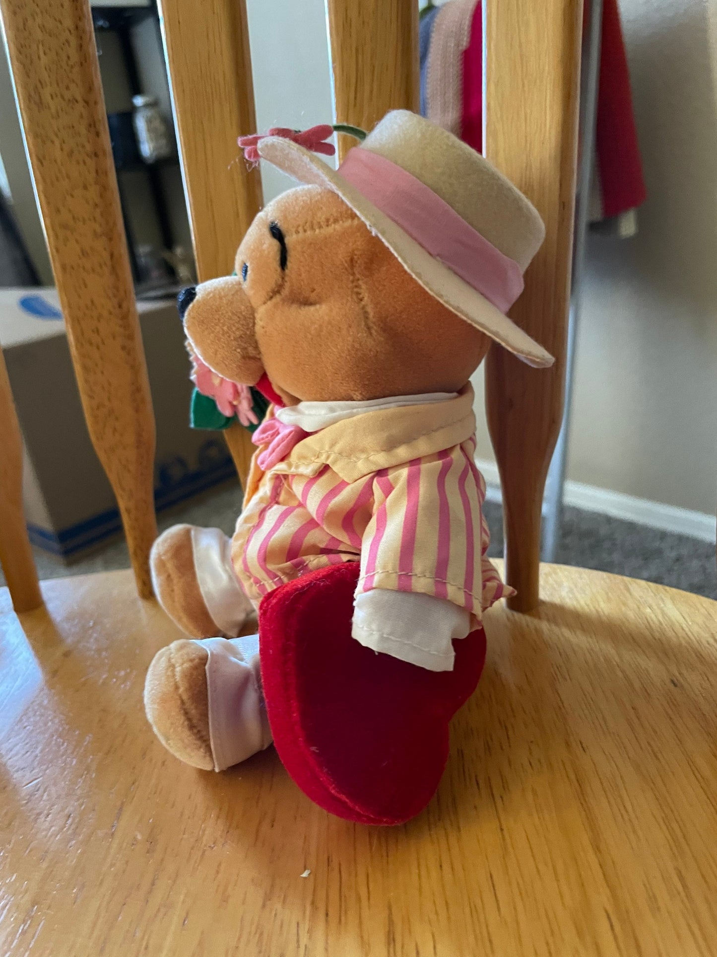 Courting Winnie the Pooh Beanie Bag Plush Valentine’s Day 8” Disney Resort