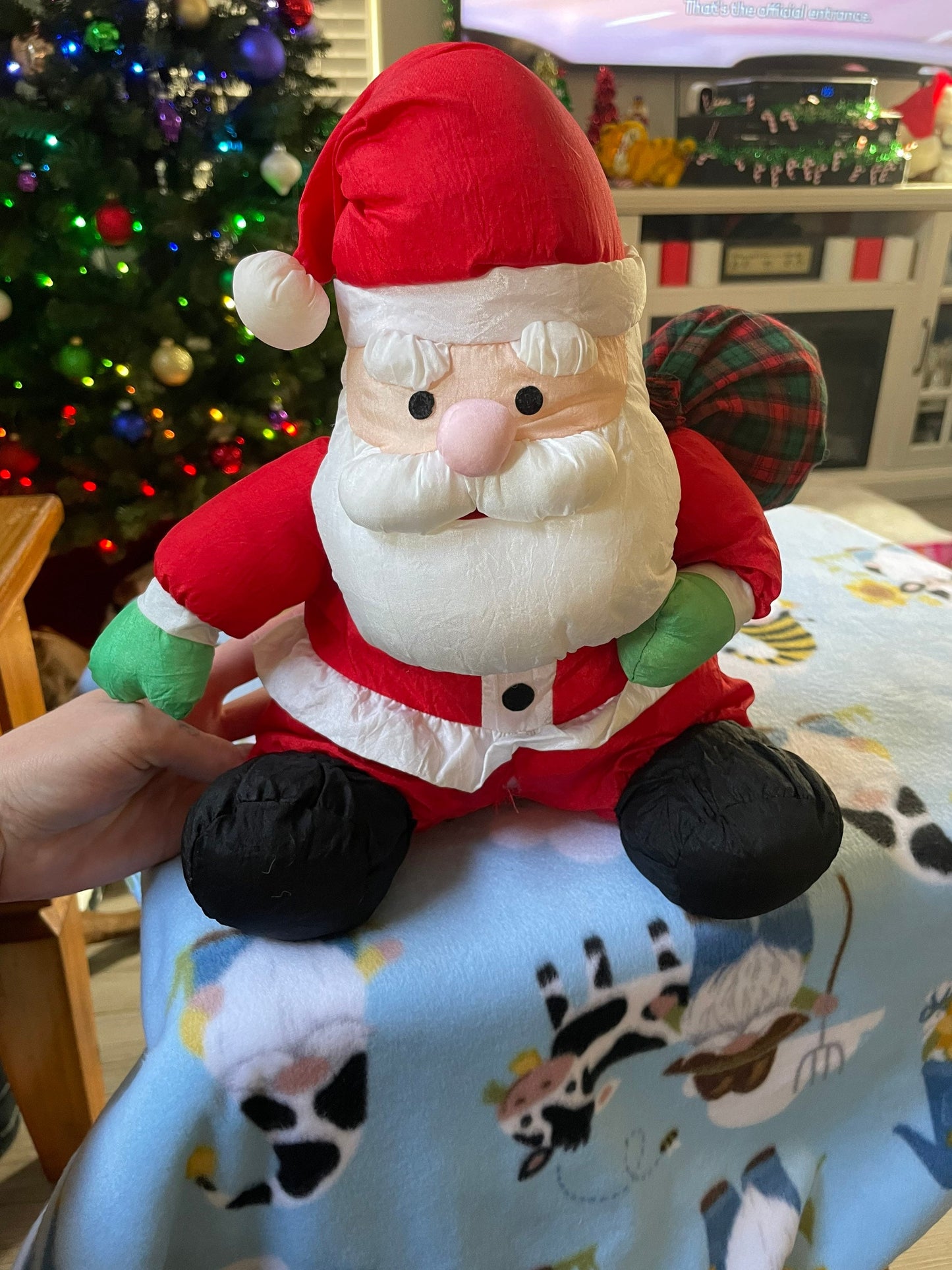 1993 Gibson Greetings Plush 11” Santa Claus Puffy Nylon Christmas Stuffed Animal