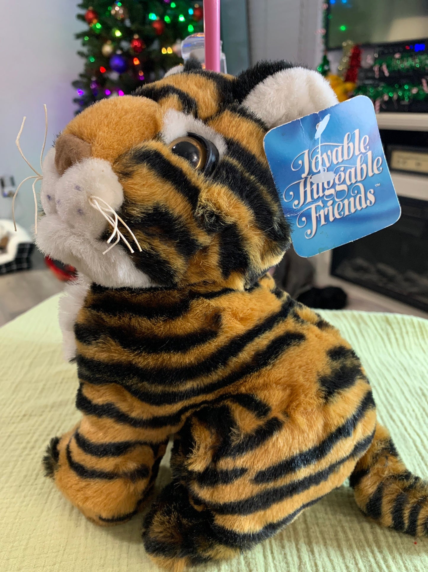 Lovable Huggable Friends Tiger Plush. Collectors Choice. NWT