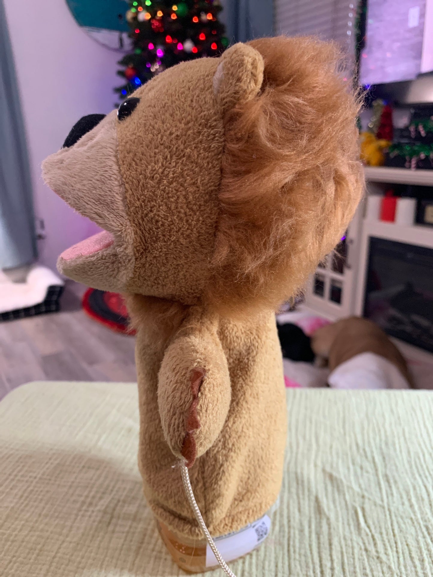 Mon Seuil Lion With Hotdog Puppet Plush