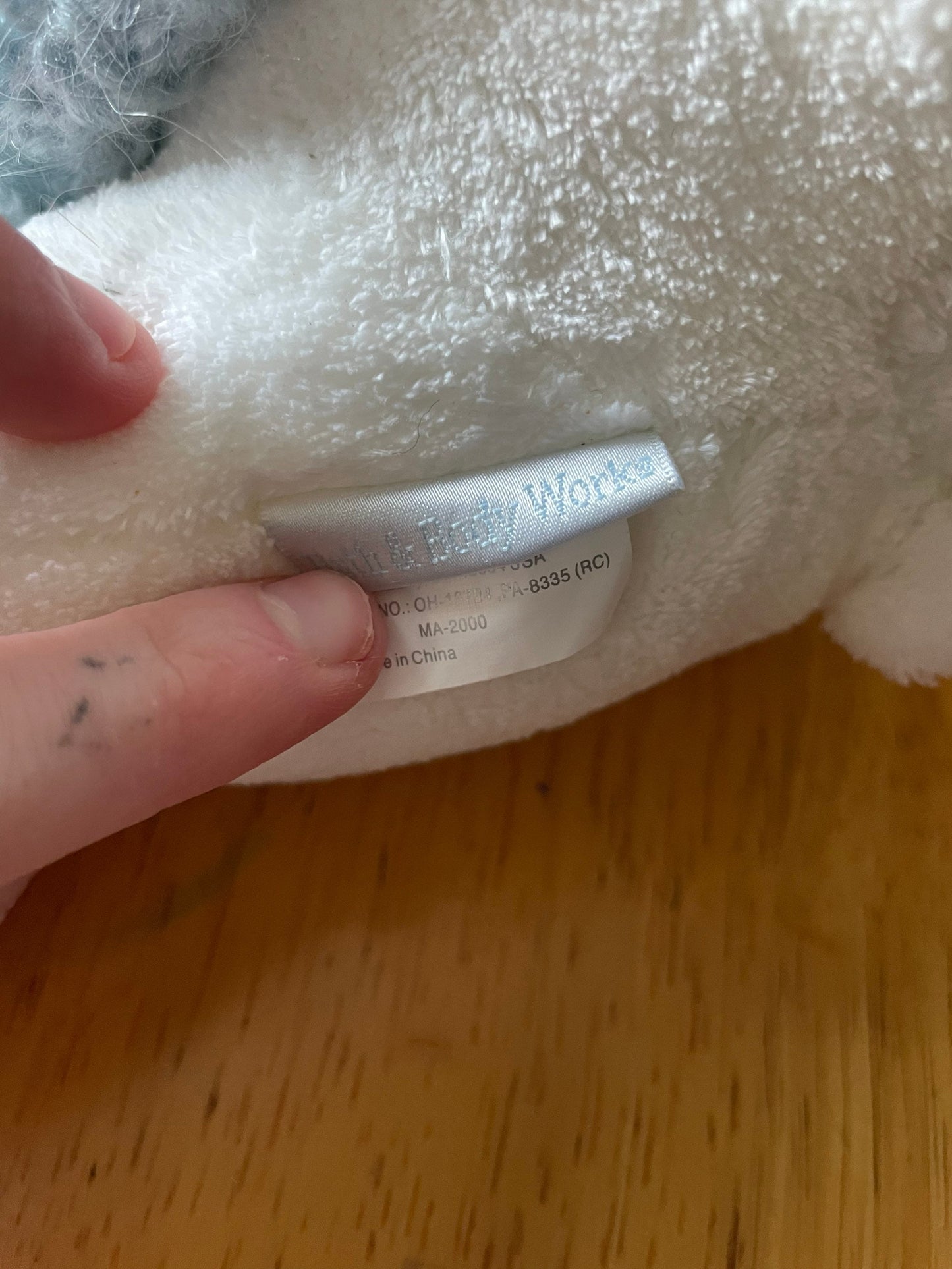 Bath and Body Works Polar Bear Plush 8.5”