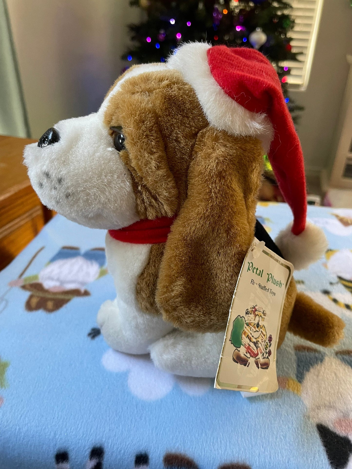 Petal Plush Christmas Holiday Puppy Dog Santa Claus 1993 Stuffed Animal Toy NWT