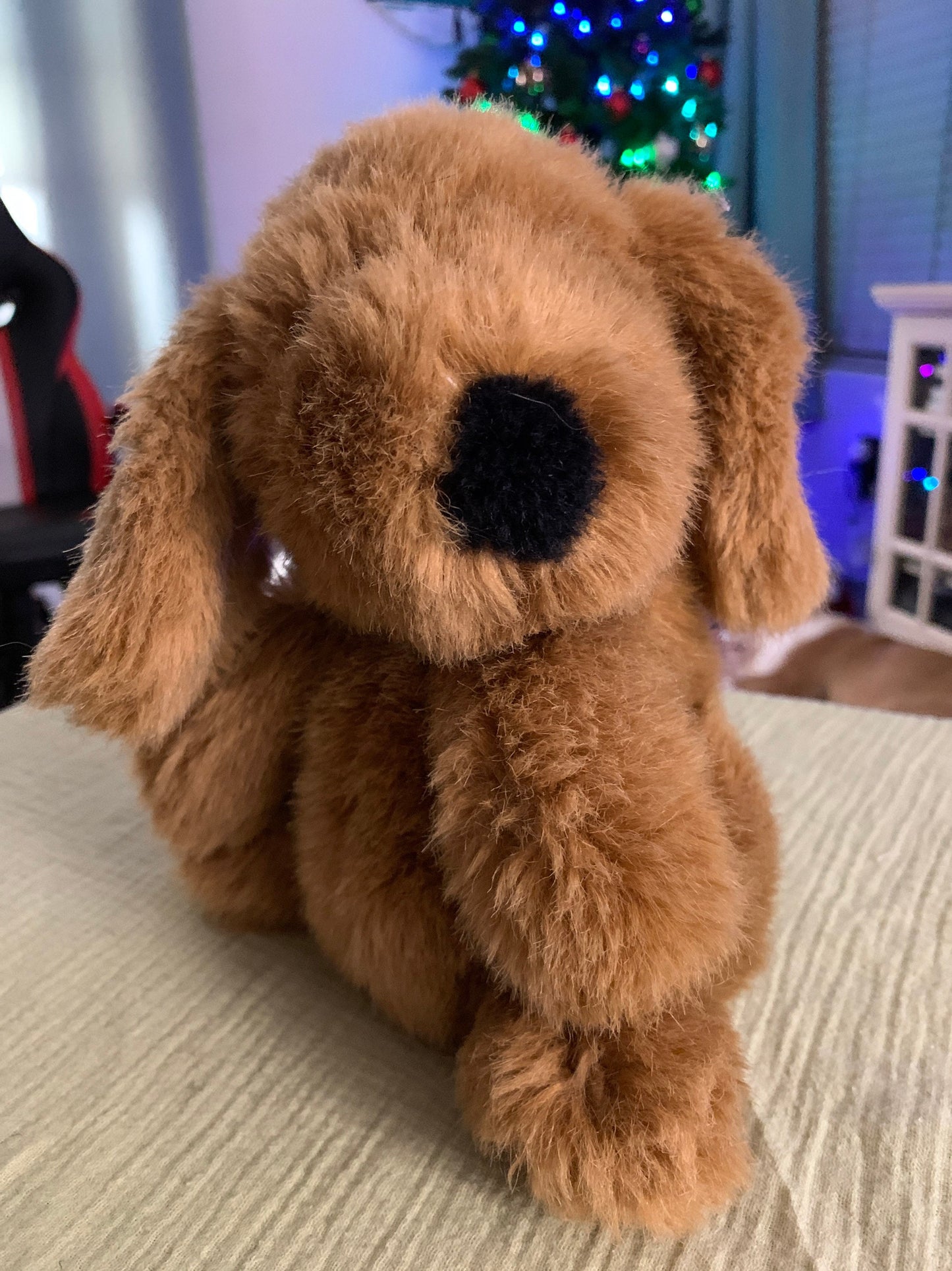 Vintage Brown Sitting Dog Plush 8” No tush tag.