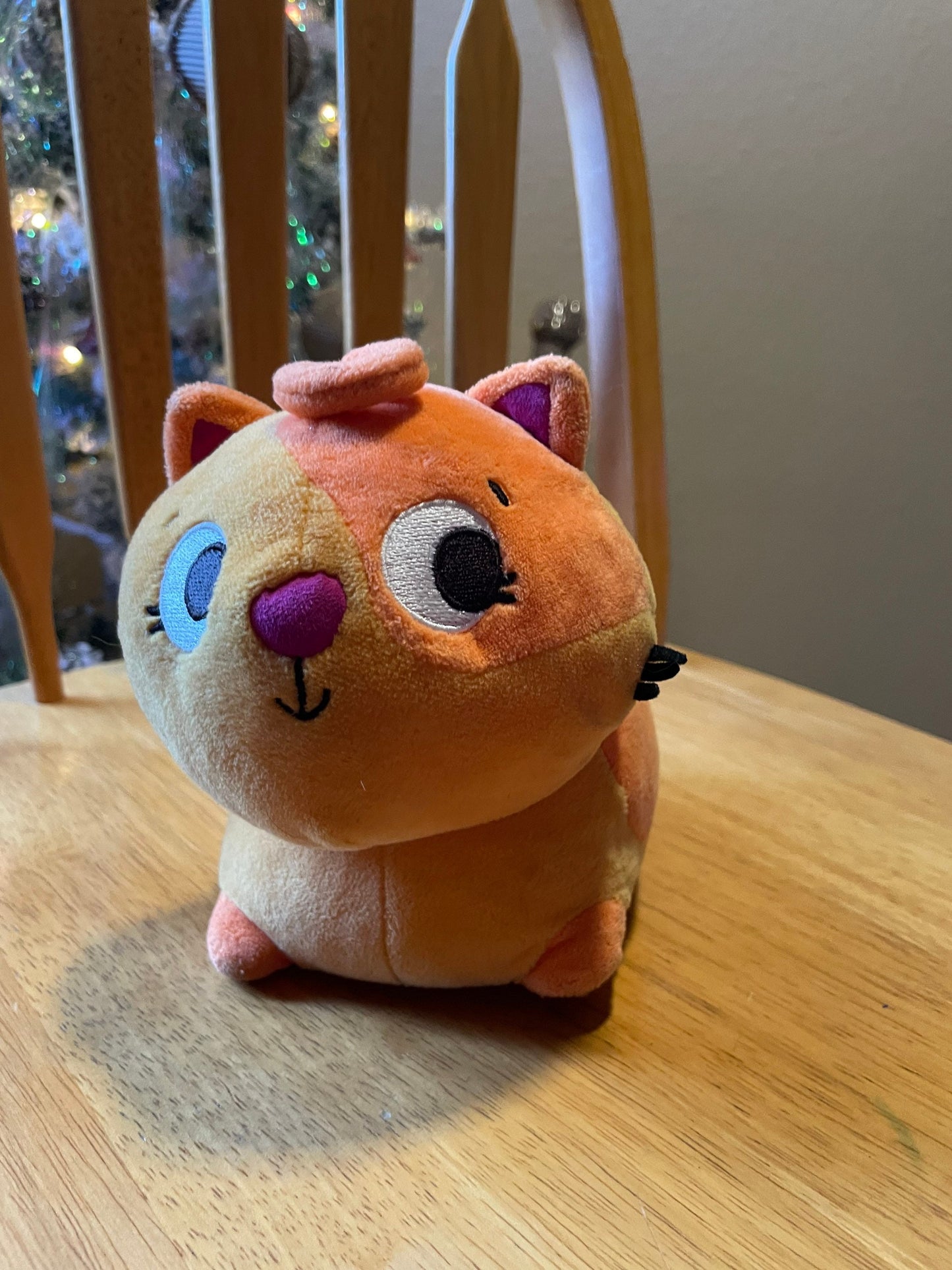 Wobble n’ Go Lola Cat Plush Animated 8” -Please Read Description!
