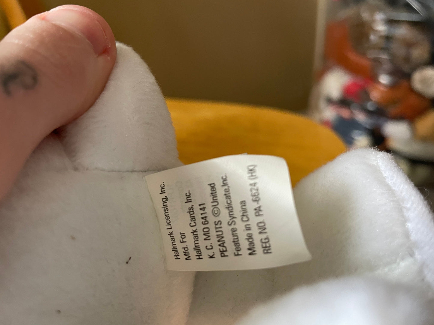 Hallmark Snoopy Kissing Bandit Plush - Voice Box Works!