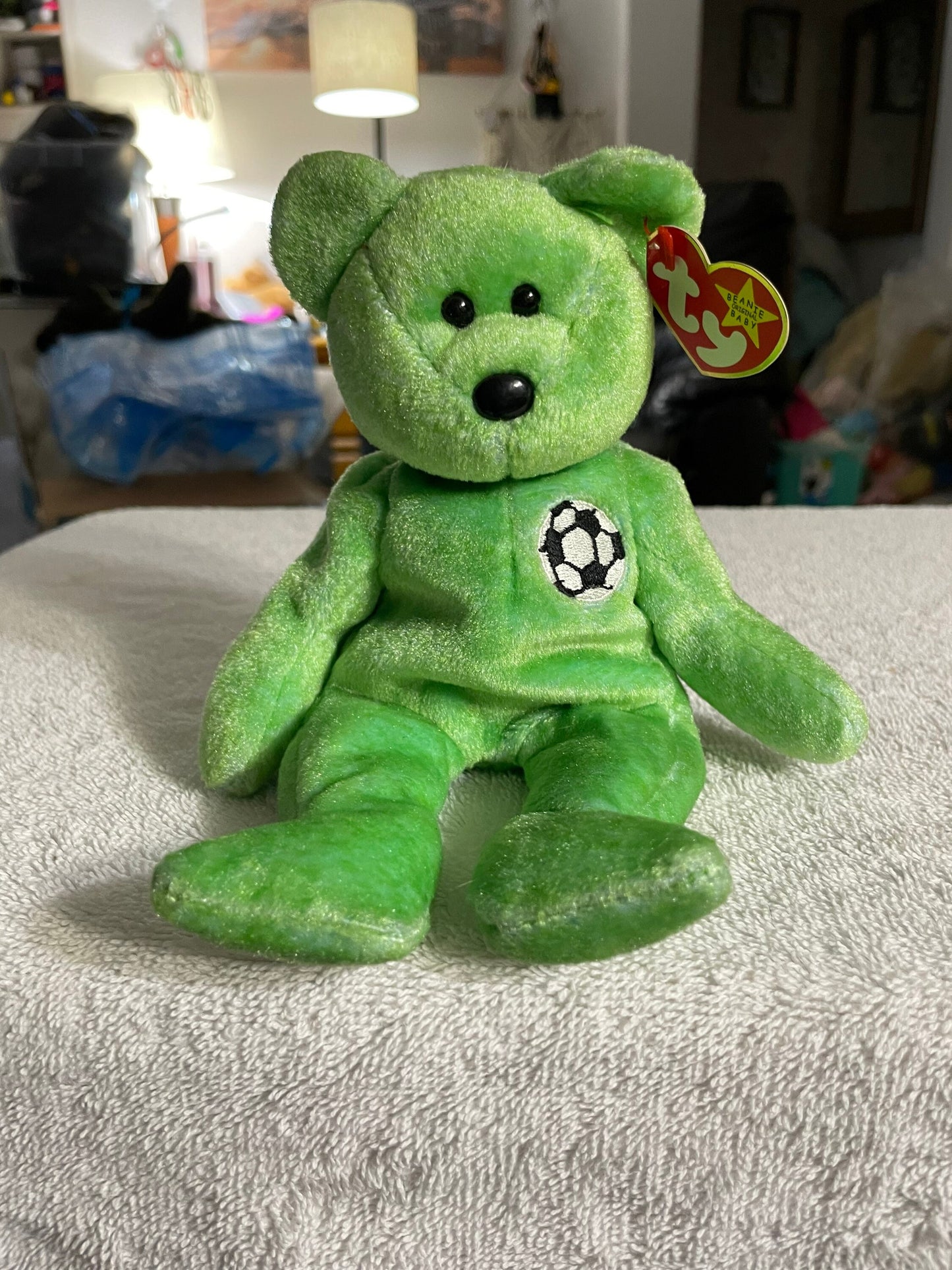 Ty beanie baby kicks the soccer bear plush NWT