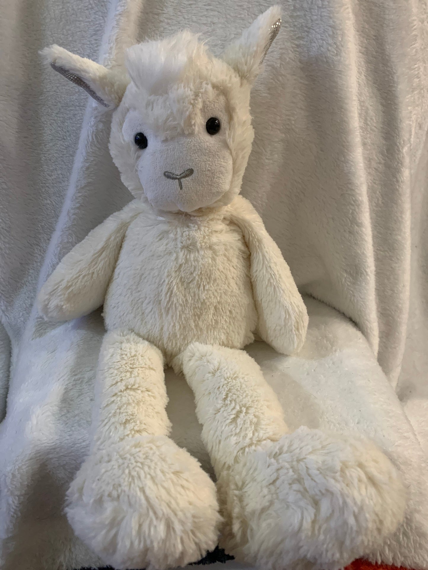 White Alpaca Llama Plush, Fuzzy Stuffed Animal (Missing Scarf)