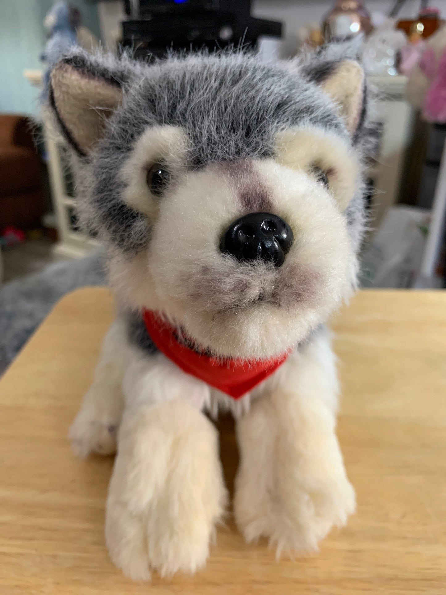 Telluride CO Husky Wolf Dog Stuffed Animal Plush. Demdaco with red bandana