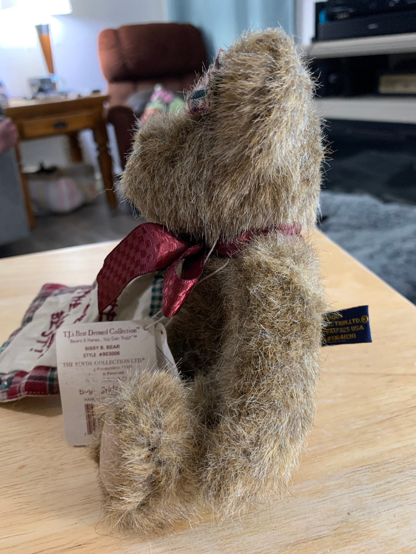 Boyds Bears TJs Best Dressed Collection. Sissy B Bear. 903006. Small Sisters are the Beary Best Teddy Bear