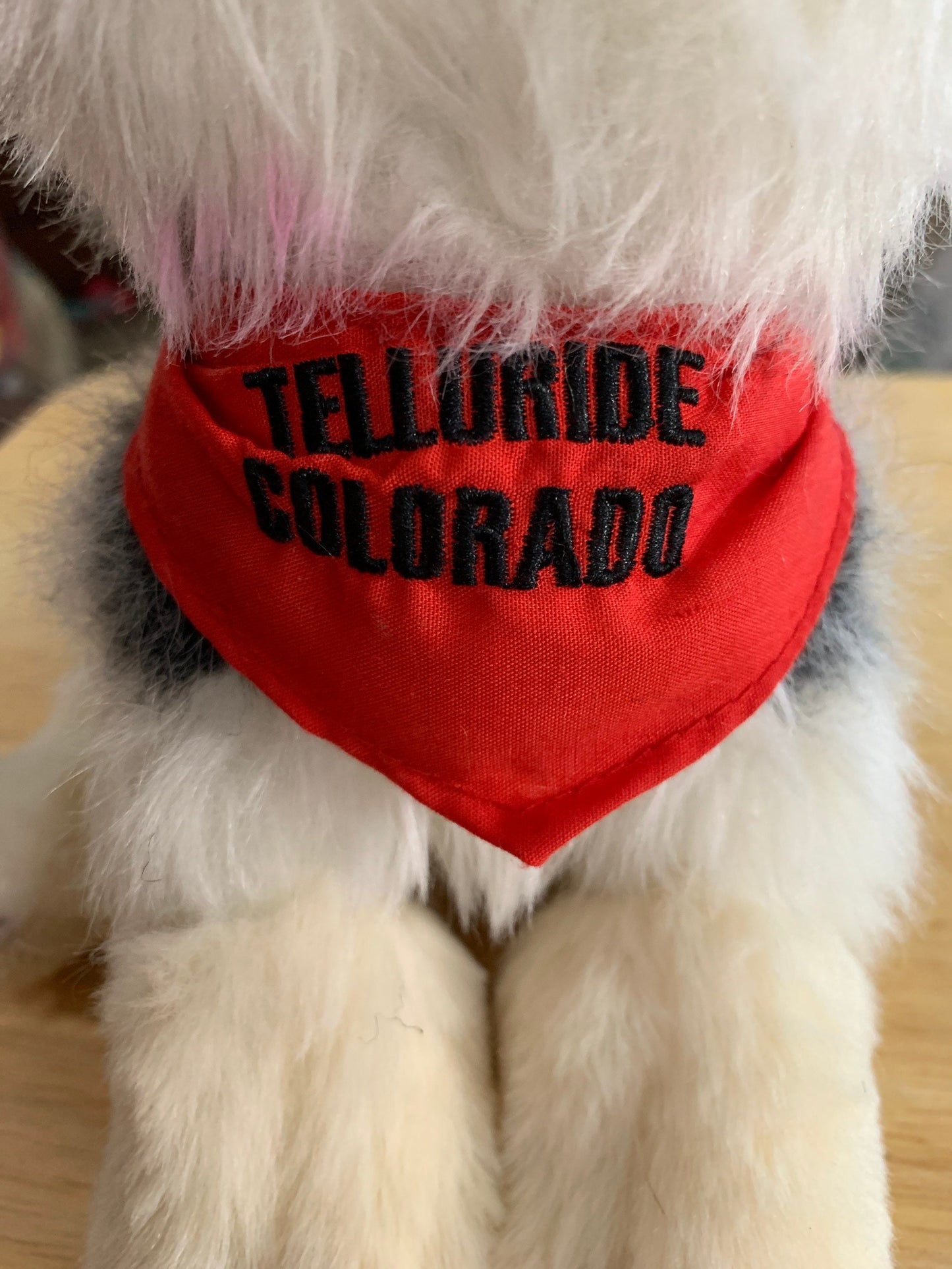 Telluride CO Husky Wolf Dog Stuffed Animal Plush. Demdaco with red bandana