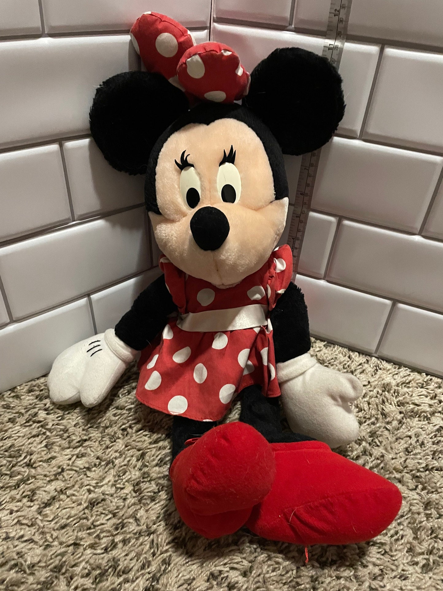 Applause Minnie Mouse Plush Disney