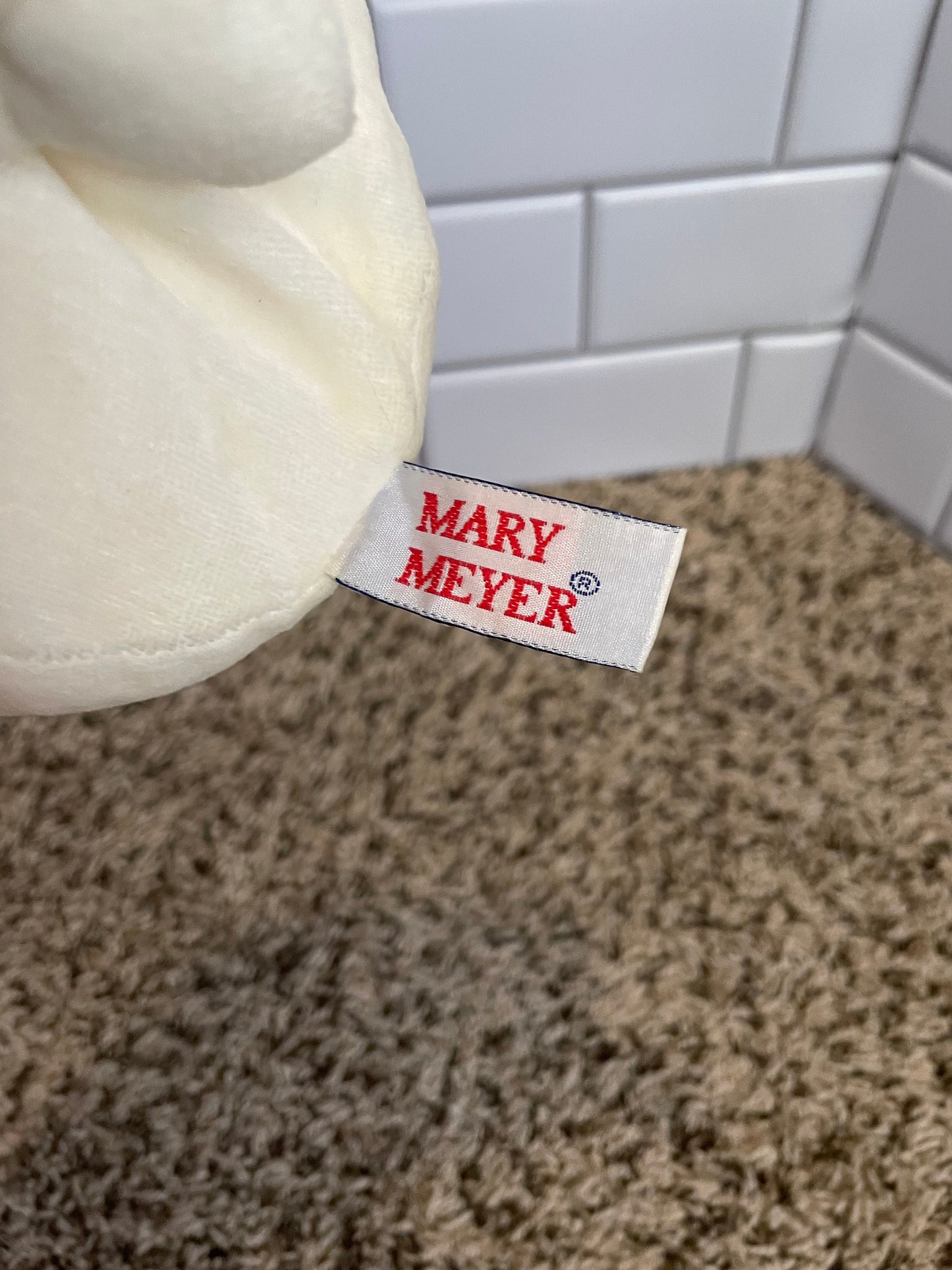 Mary Meyer Duckling Vintage Rare and hard to find plush