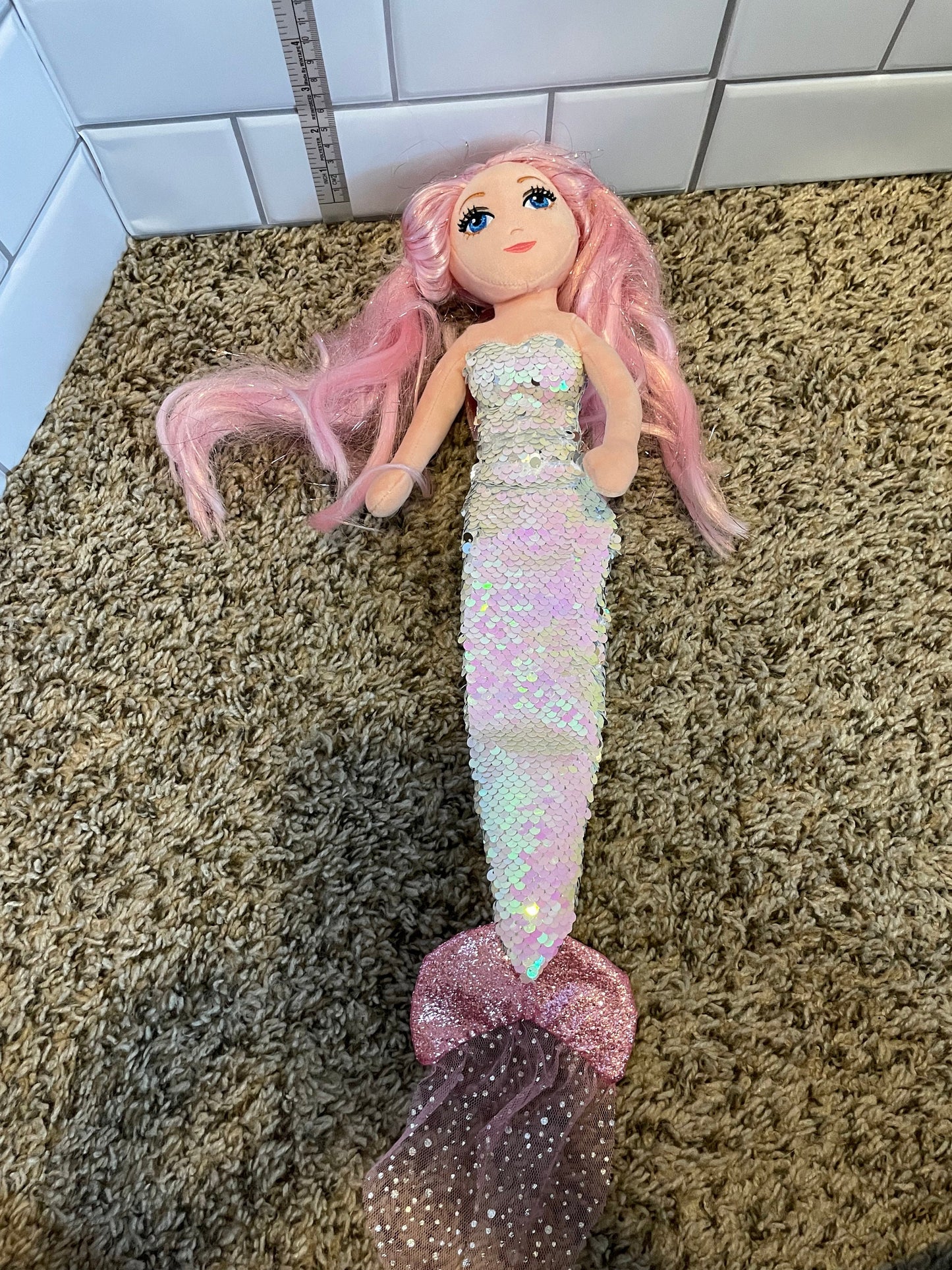 TY Cora Pink Sequin Mermaid Doll Plush. Pink Hair Blue Eyes