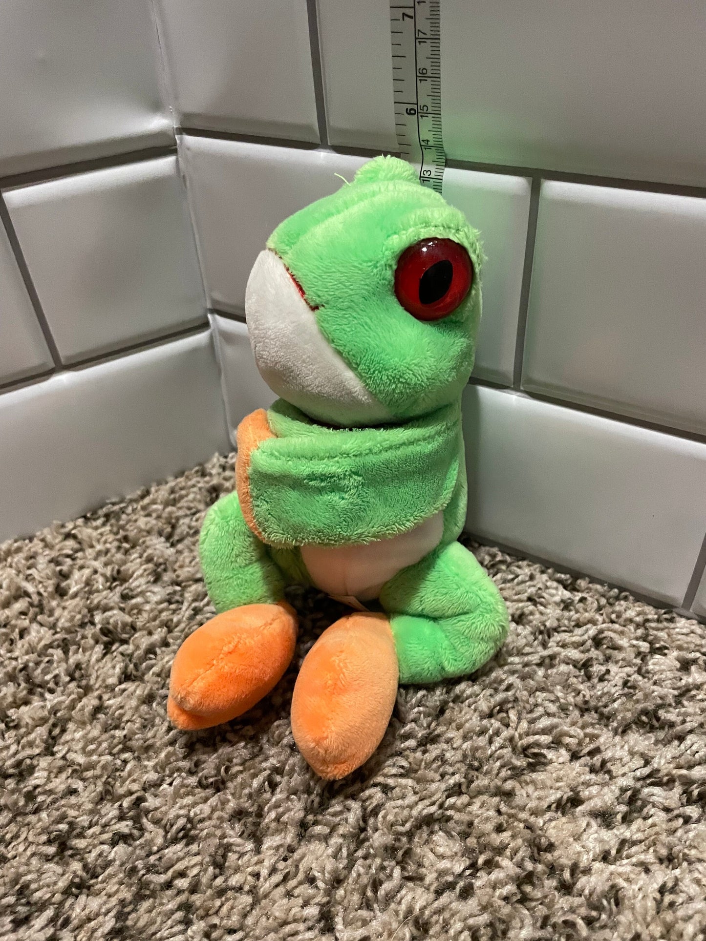 Wild Republic Hugger Green Tree Frog Plush Wrist Wrap