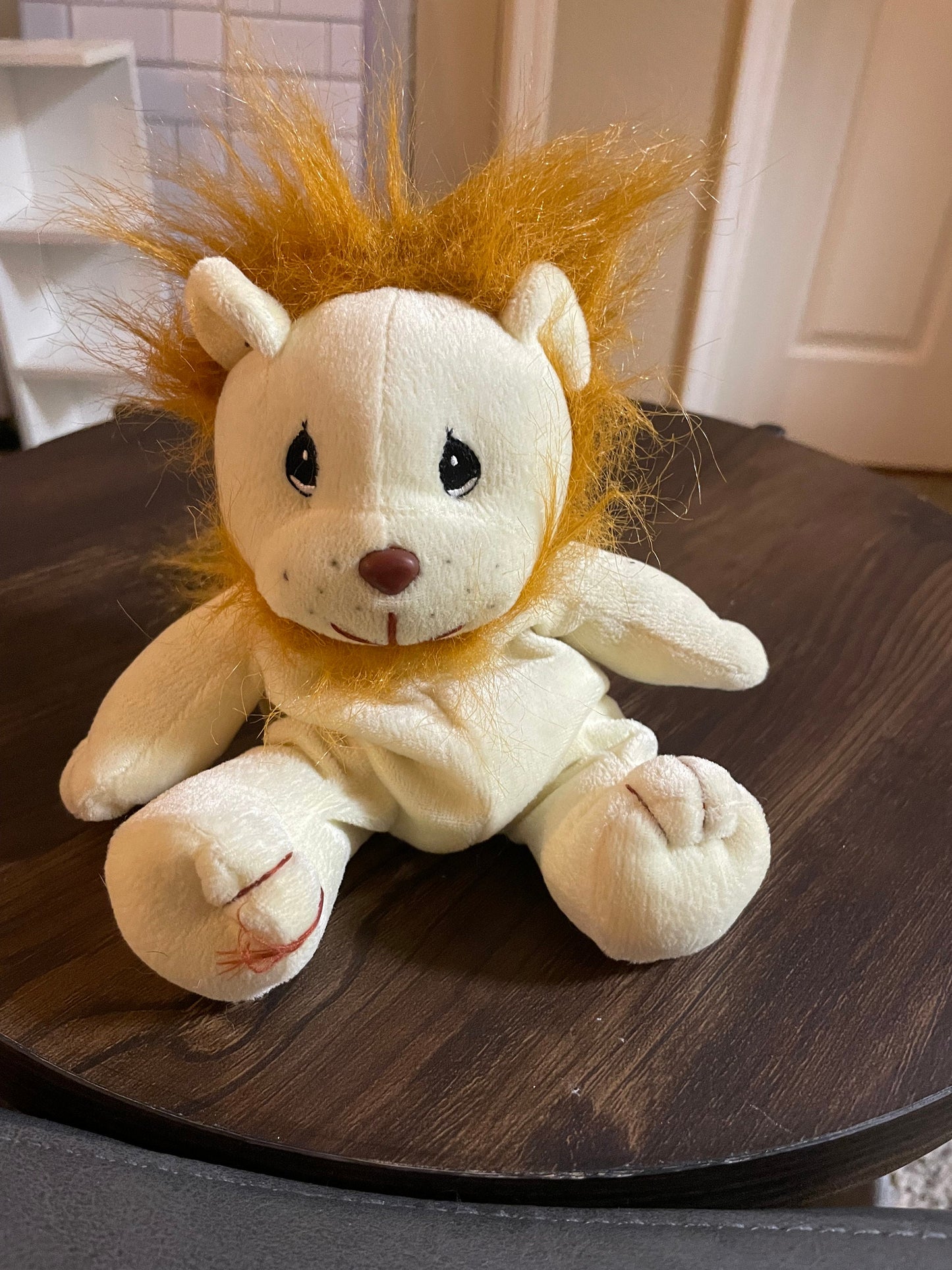 Precious Moment’s Tender Tails Light Yellow And Orange Lion Plush 1997