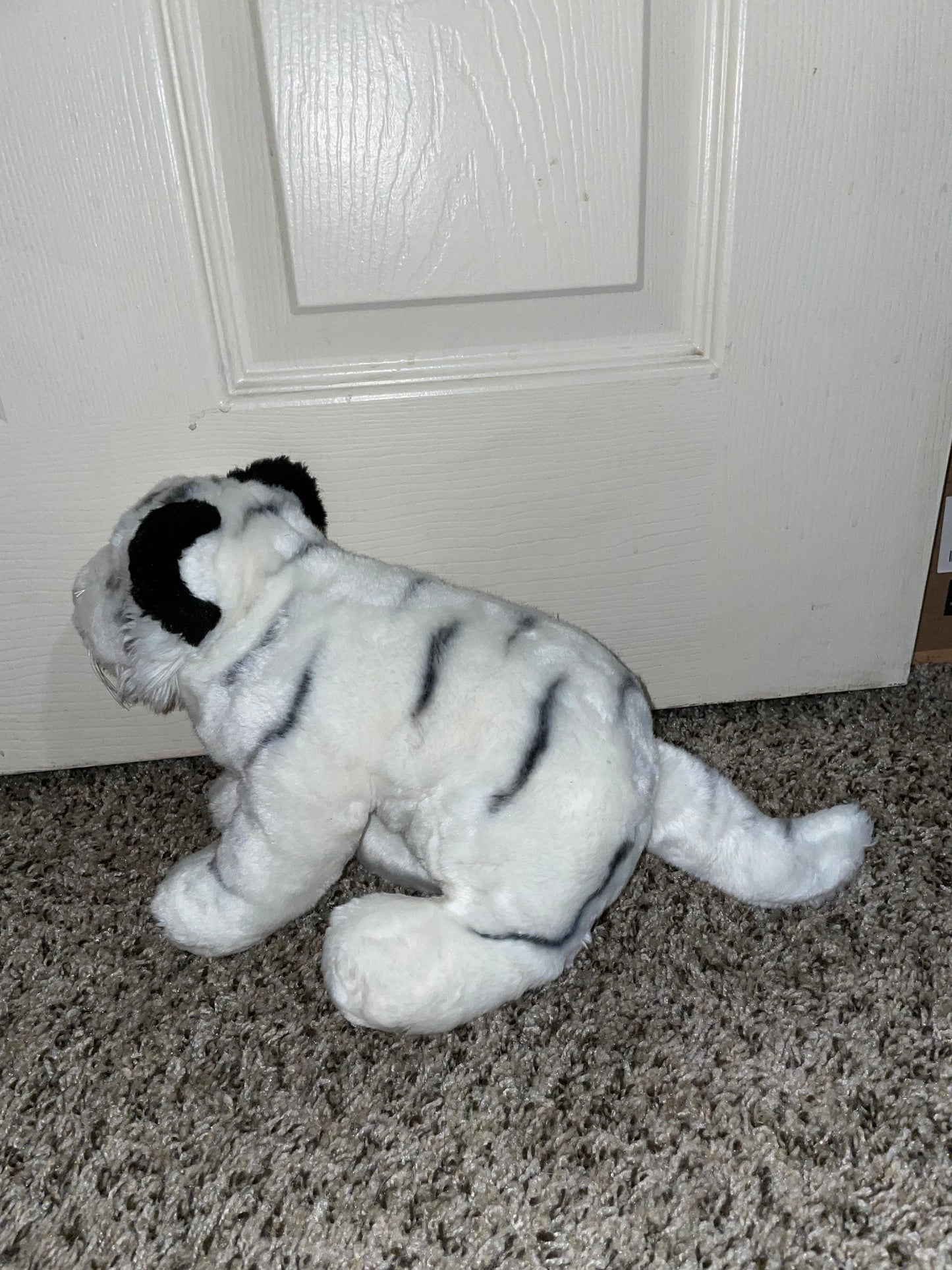LEOSCO Collection White tiger plush
