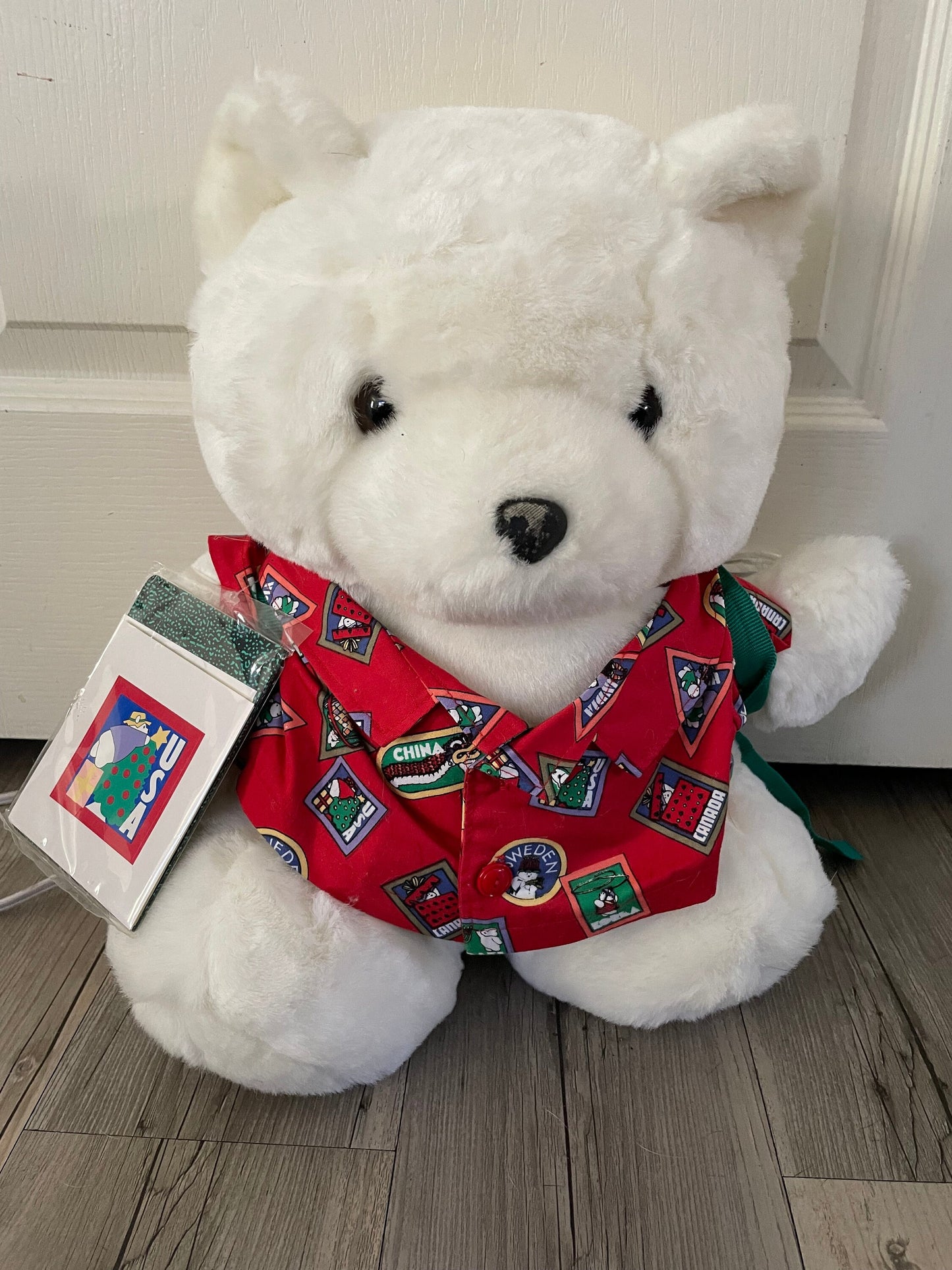 Dayton Hudson Santa Bear World Traveler 1993 Plush with Passport