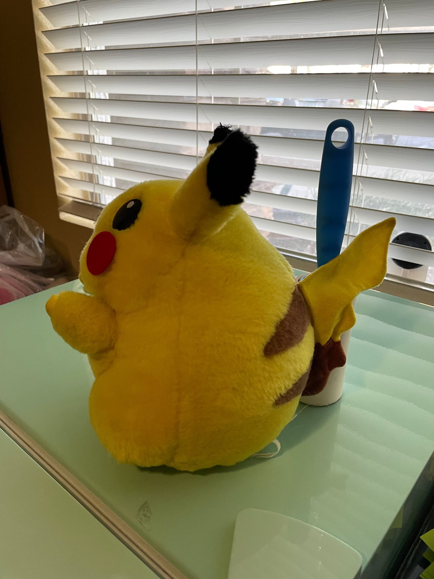 Pikachu Pokémon Nintendo Plush - Rare and HTF!
