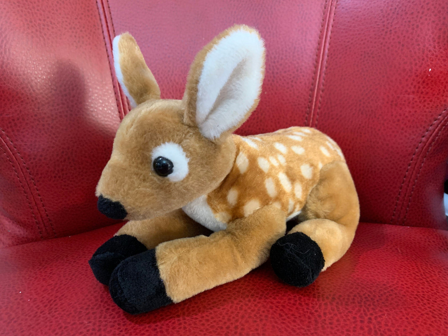 Bass Pro Shop Fawn Deer Plush - Whitetail Critter Caller
