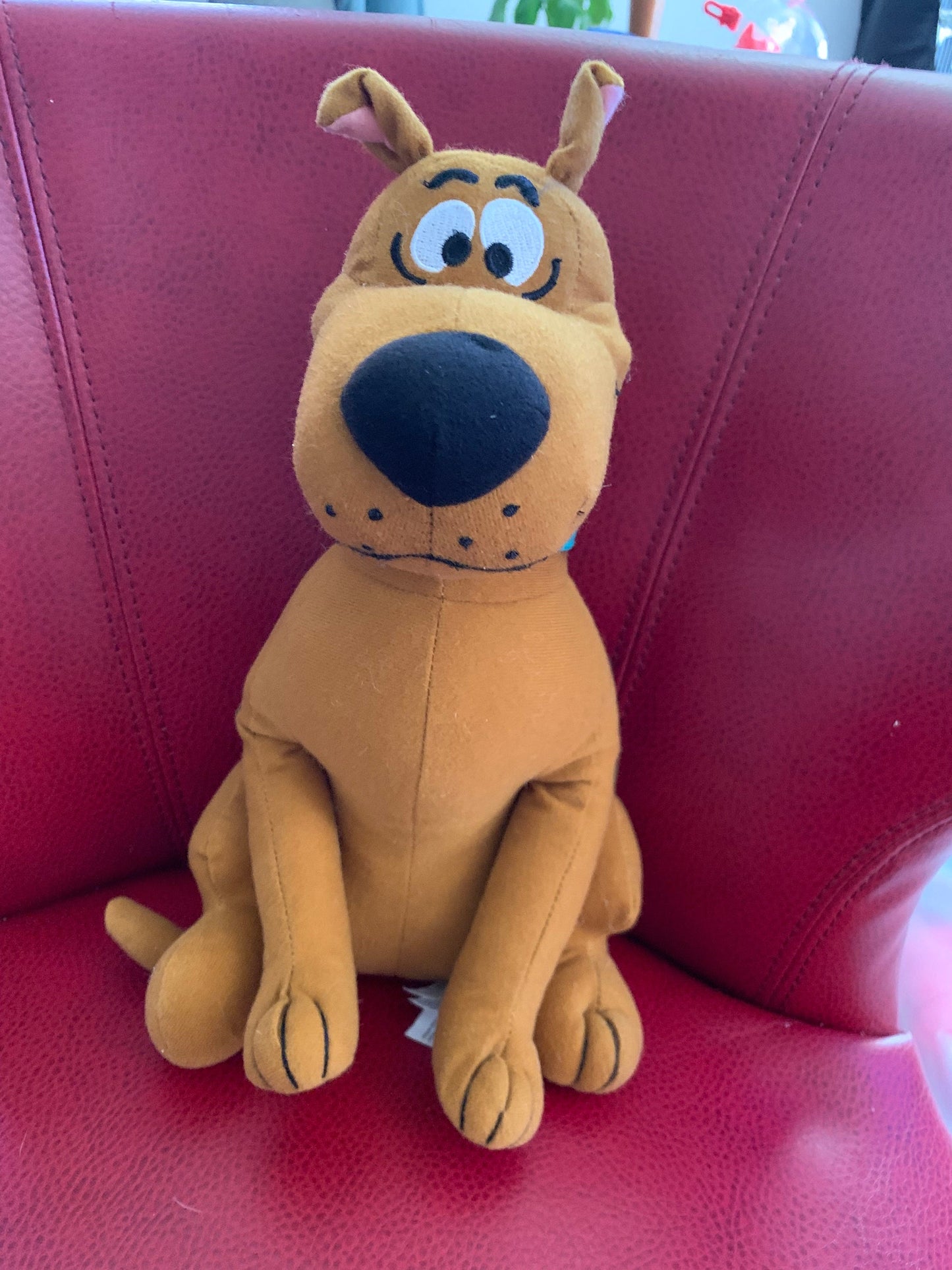 Toy Factory Scooby Doo Plush. Approximately 11” Missing Dog Tag
