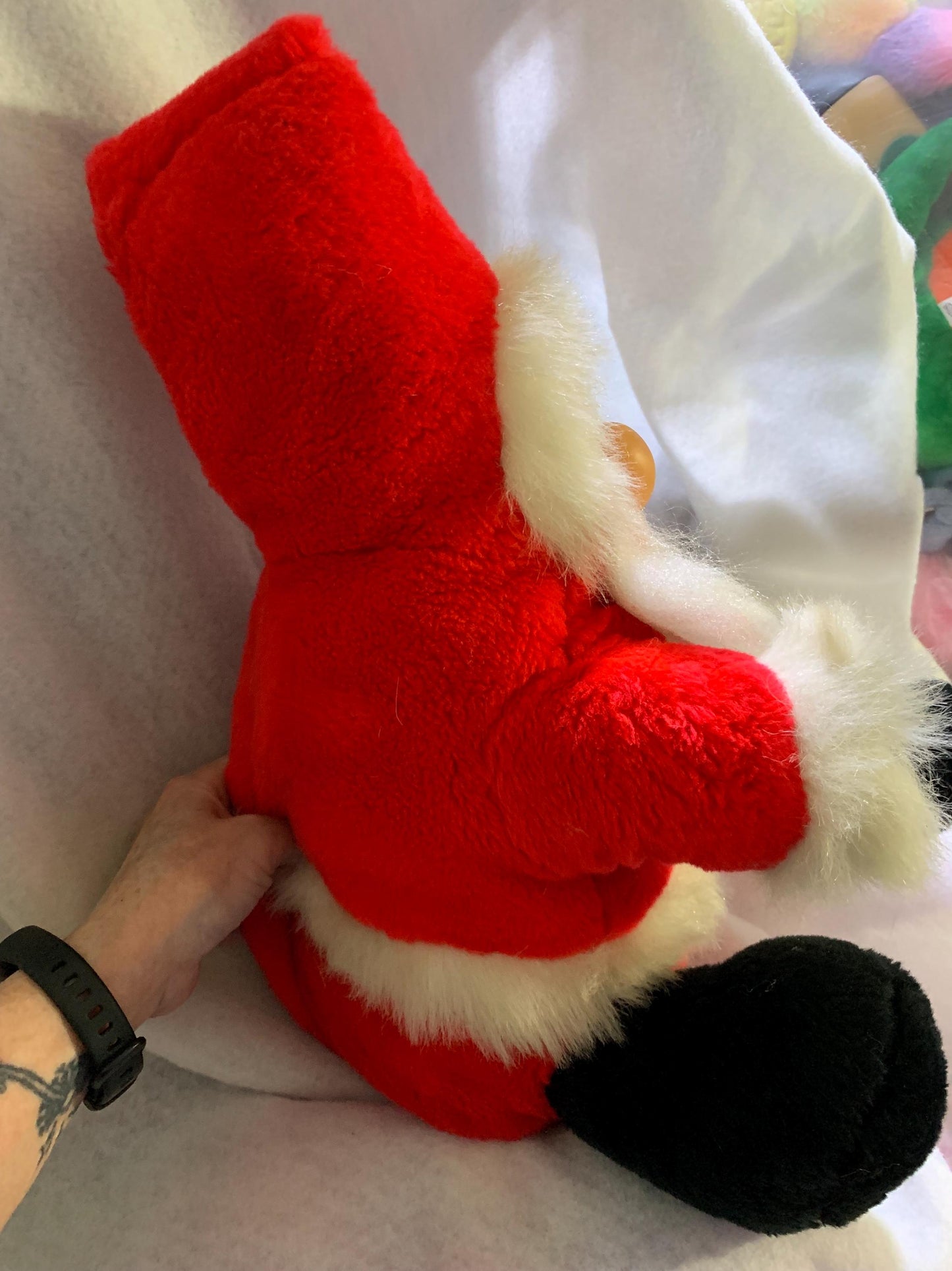 Santa Claus Red And White Rubber, Vinyl Face Christmas Plush. 1985 Vintage Animal Toy