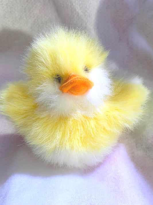 Russ Berrie Baby Waddles Duck Plush - Yellow and White, 6"