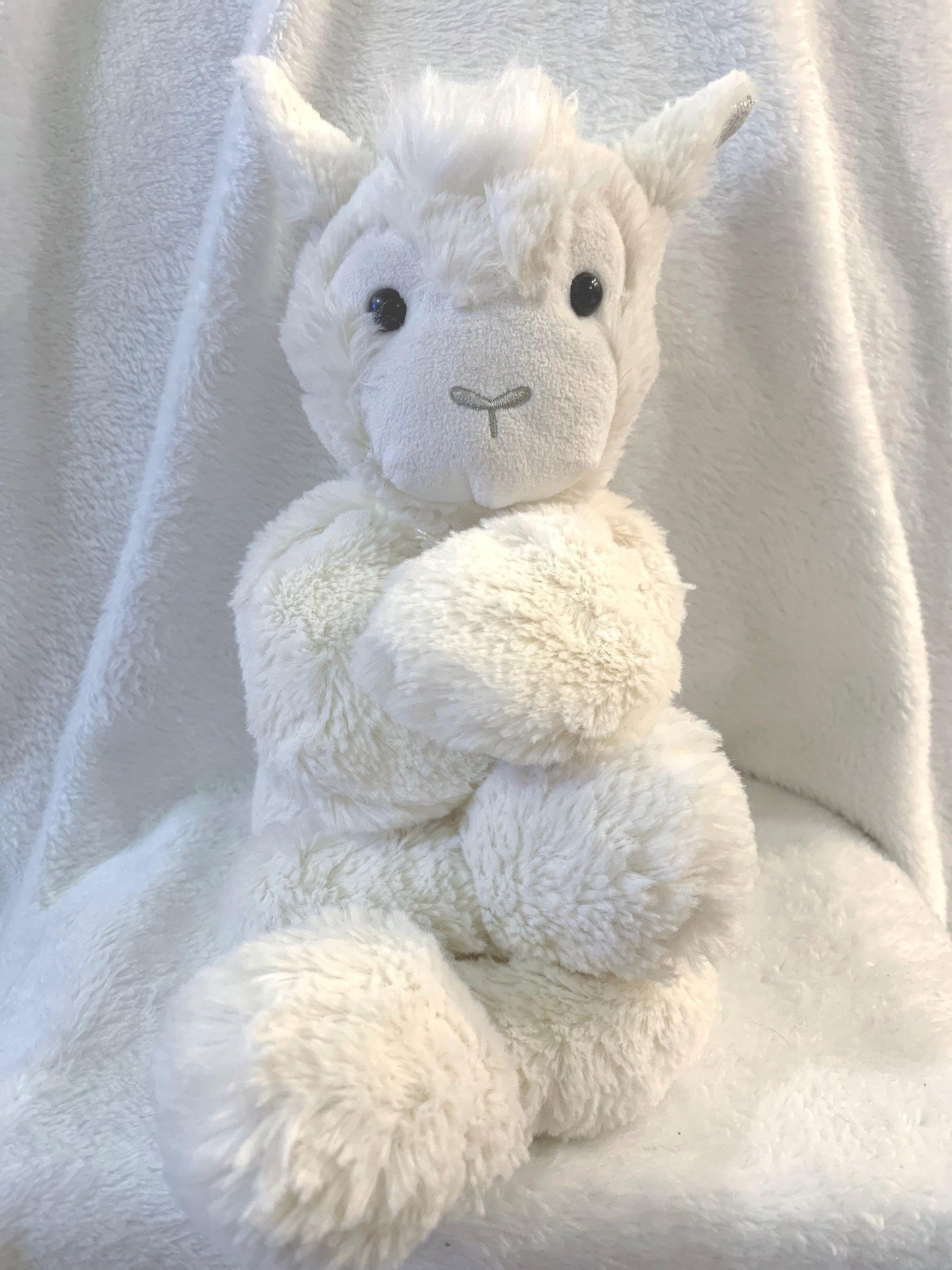 White Alpaca Llama Plush, Fuzzy Stuffed Animal (Missing Scarf)