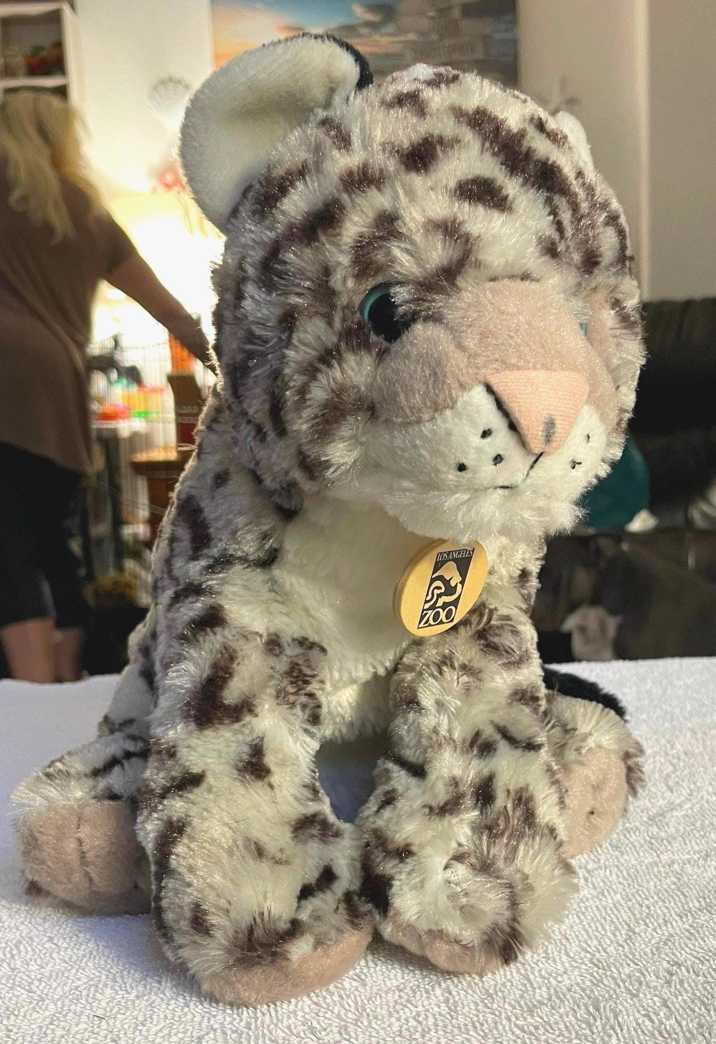 Wild Republic Snow Leopard Plush, Los Angeles Zoo Souvenir
