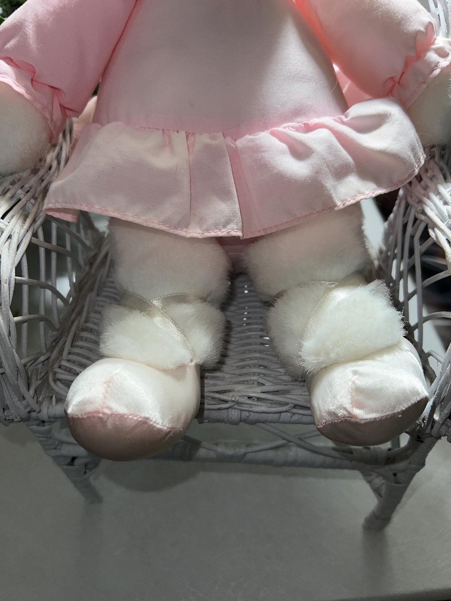 Prestige White Ballerina Bunny Rabbit Plush Pink Tutu Pink Satin Shoes Very Rare 1988