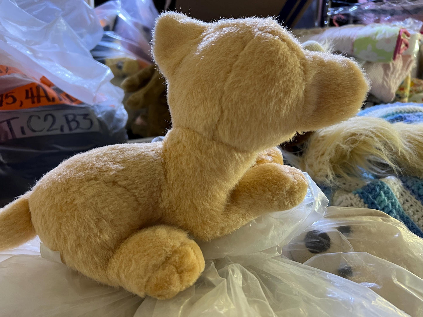 Disney the lion king purring vintage Nala plush. great condition still purrs!