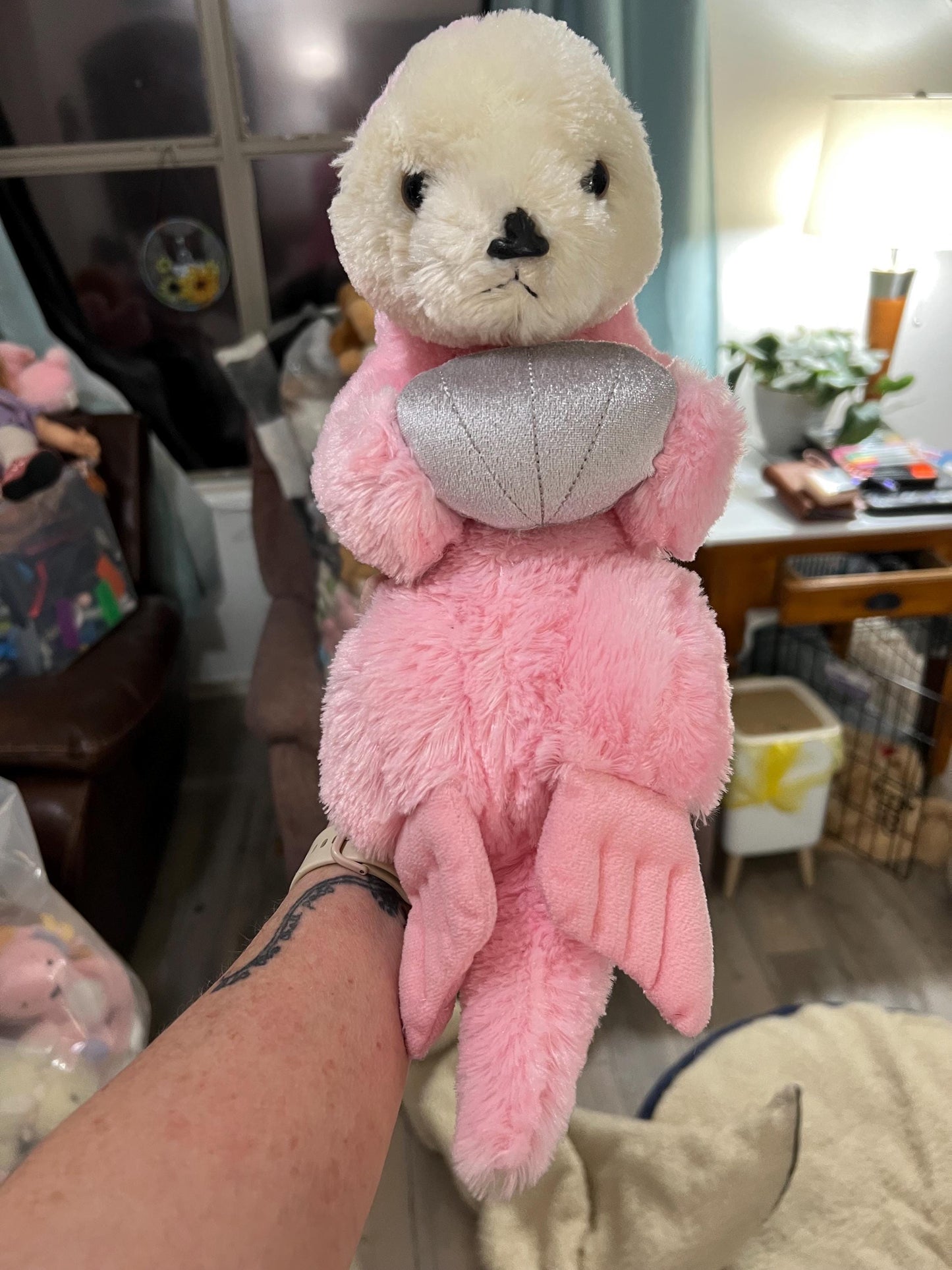 Destination Nation Pink Otter, Plush With Silver Clam