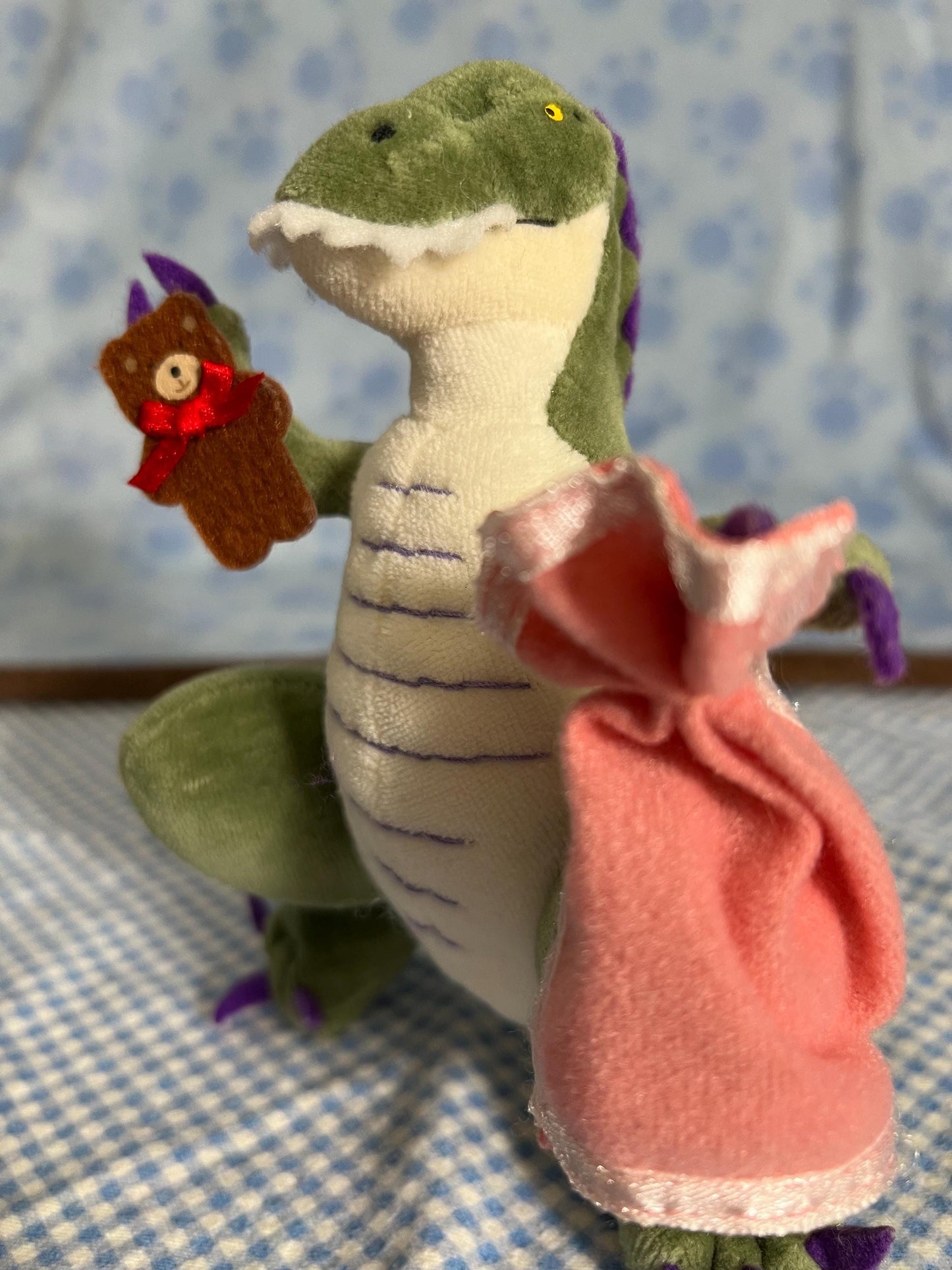 Green And Cream Dinosaur How Do Dinosaurs Say Goodnight Plush