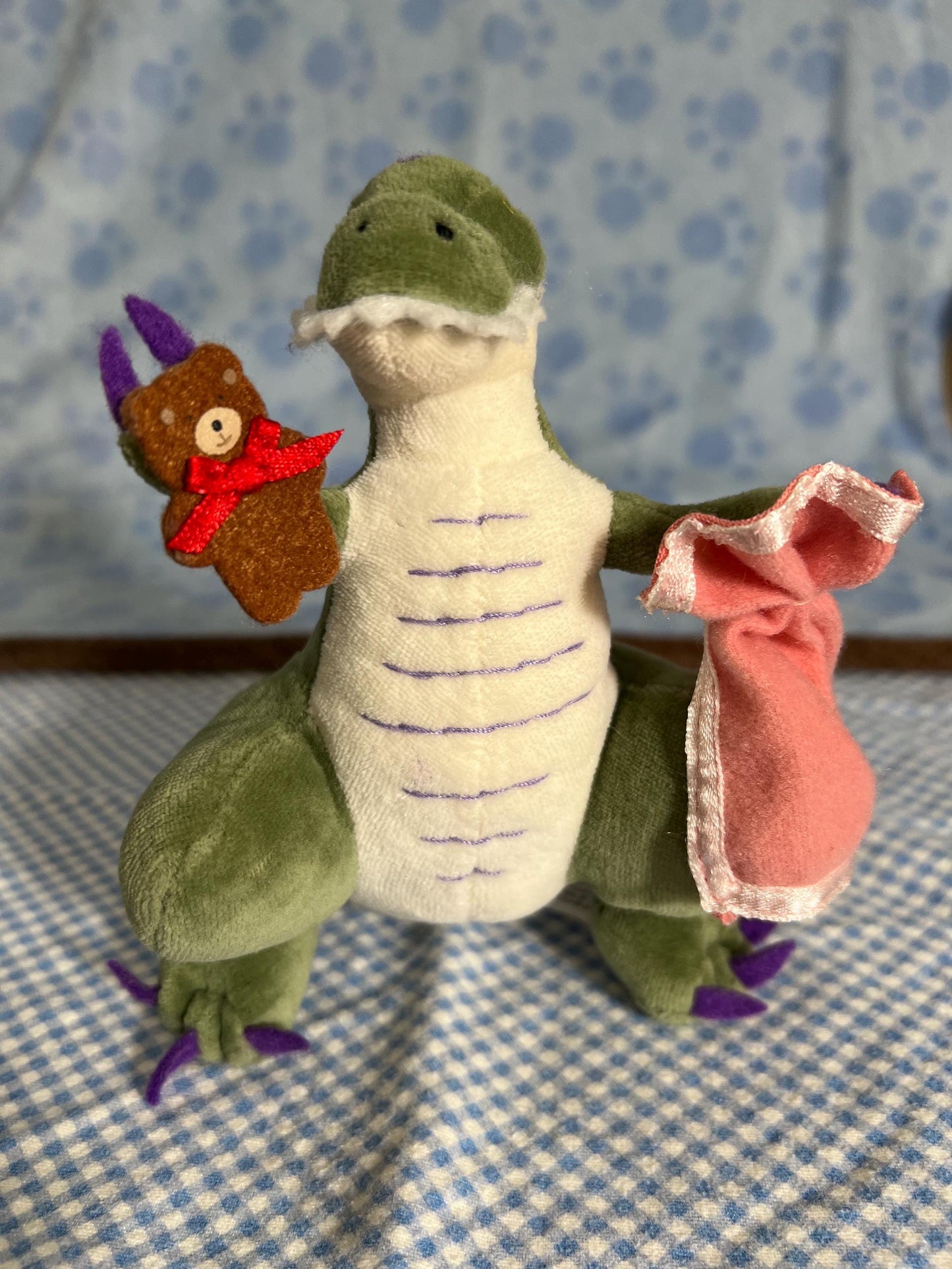 Green And Cream Dinosaur How Do Dinosaurs Say Goodnight Plush