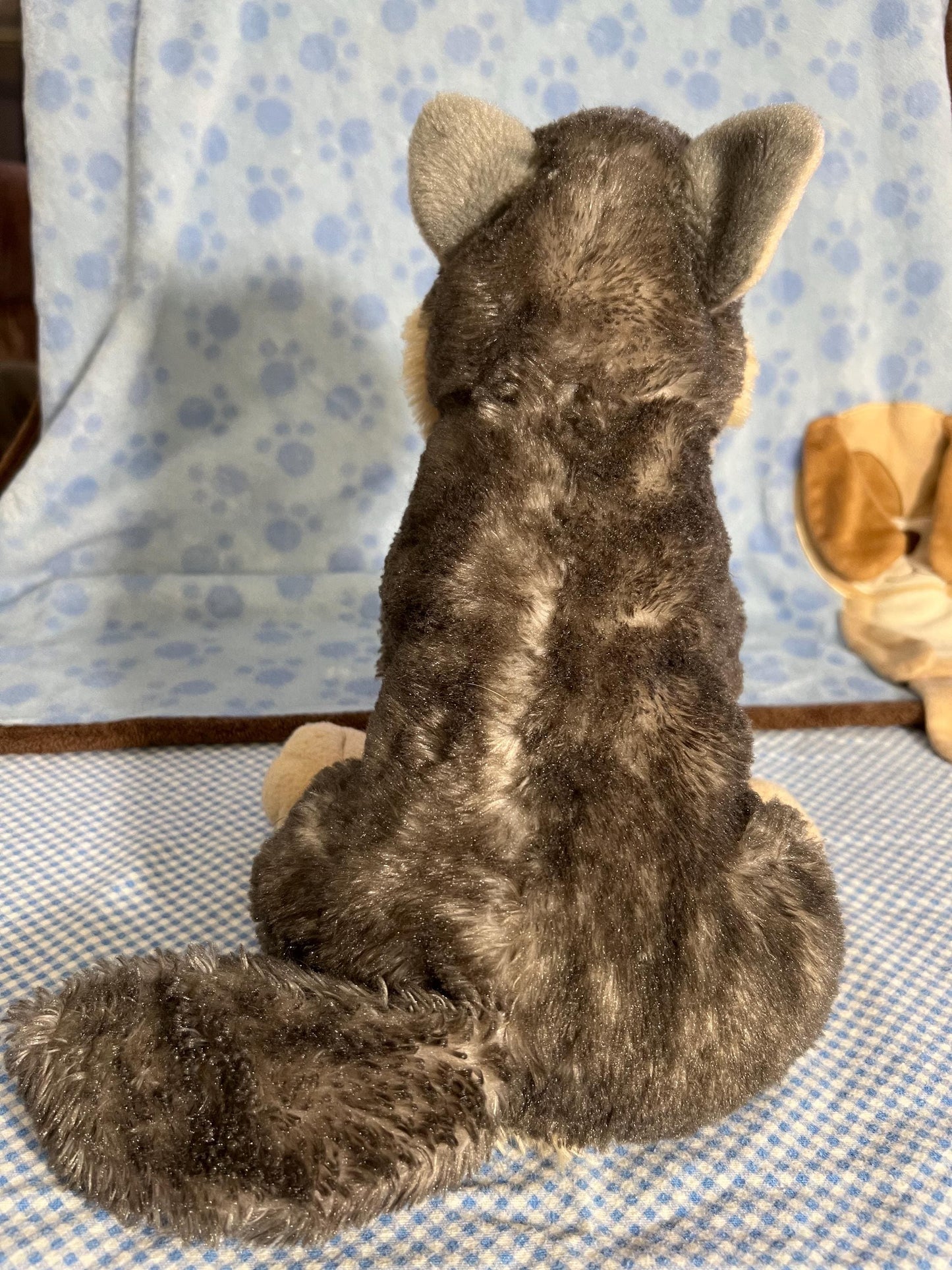 Wild Republic Gray And Tan Wolf Dog Plush. Green Tag 2013
