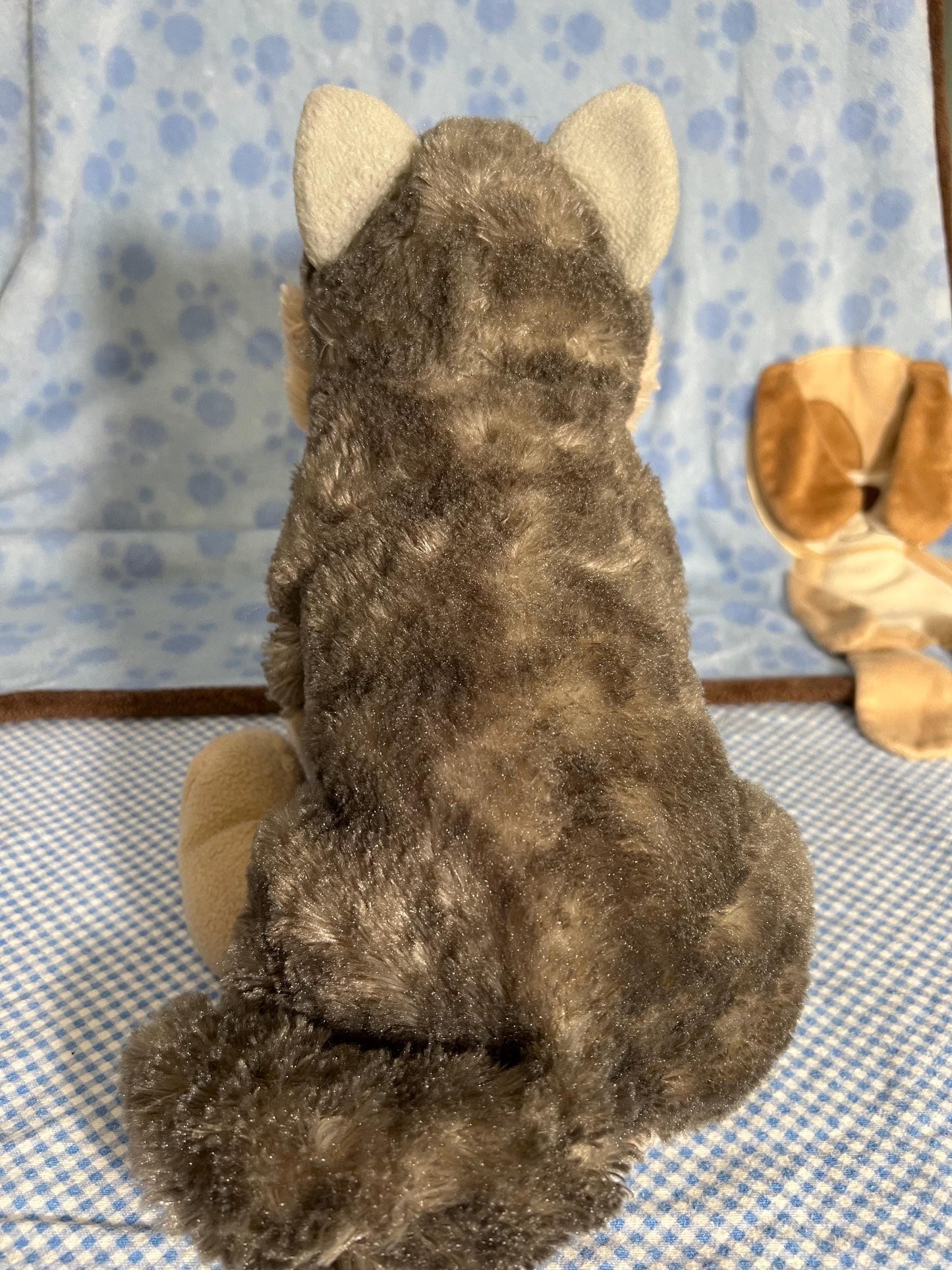Wild Republic Gray And Tan Wolf Dog Plush. Green Tag 2015