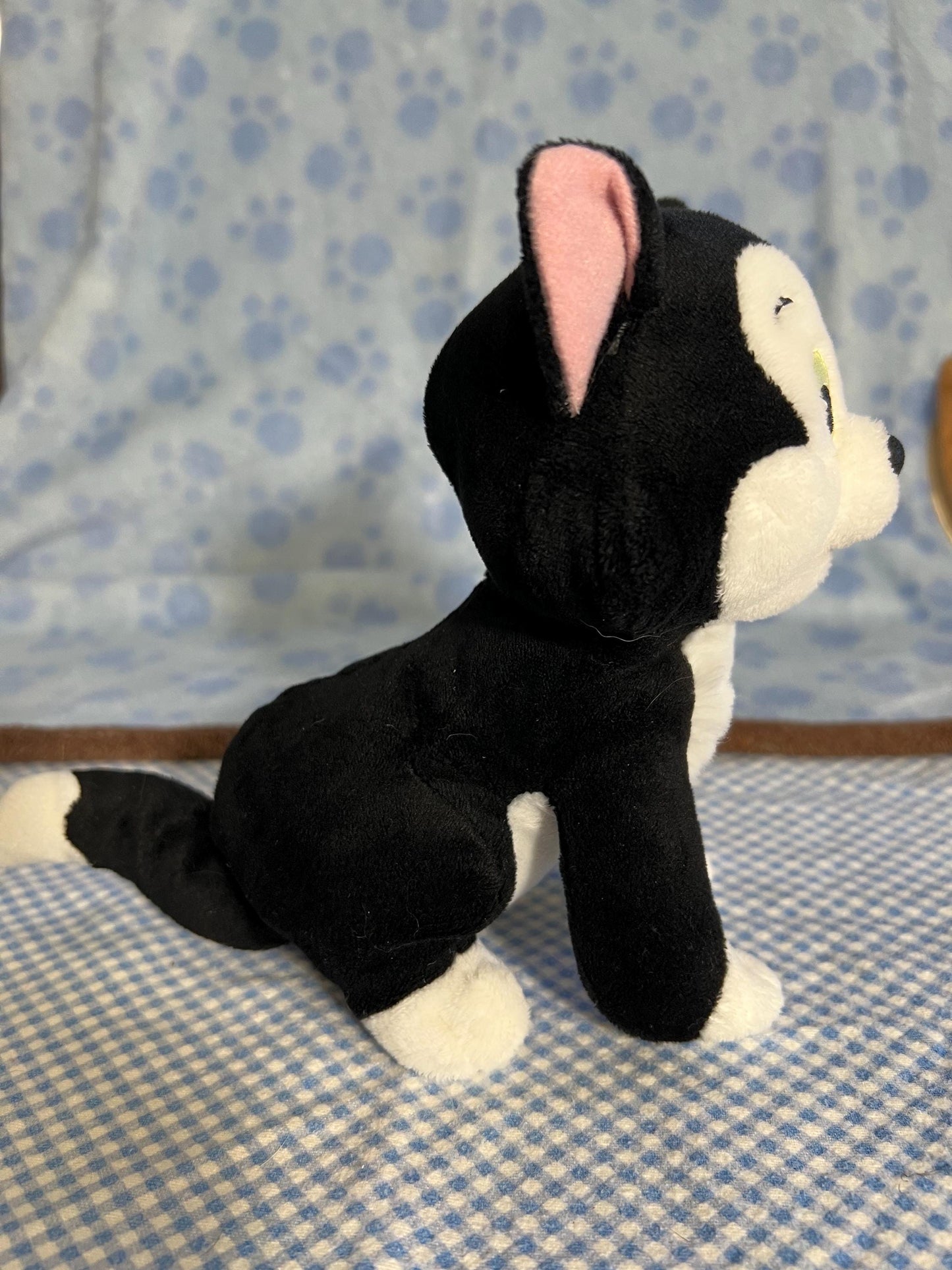 Disney Pinocchio Black And White Figaro Plush. 6”