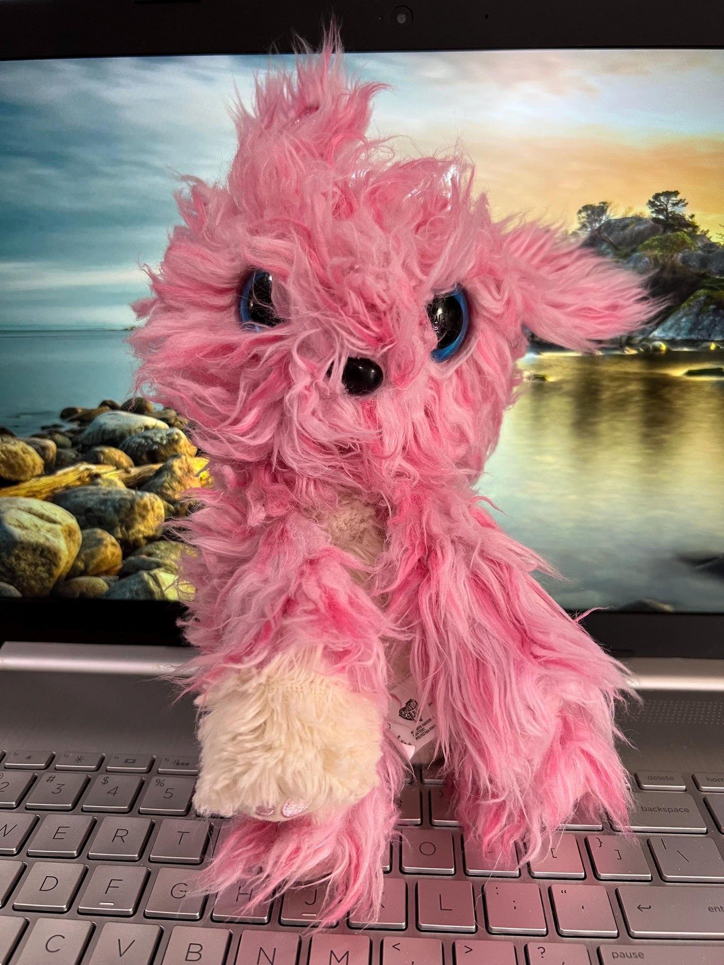 Scruff Luvs Plush Dog Toy, Pink and White, Blue Eyes