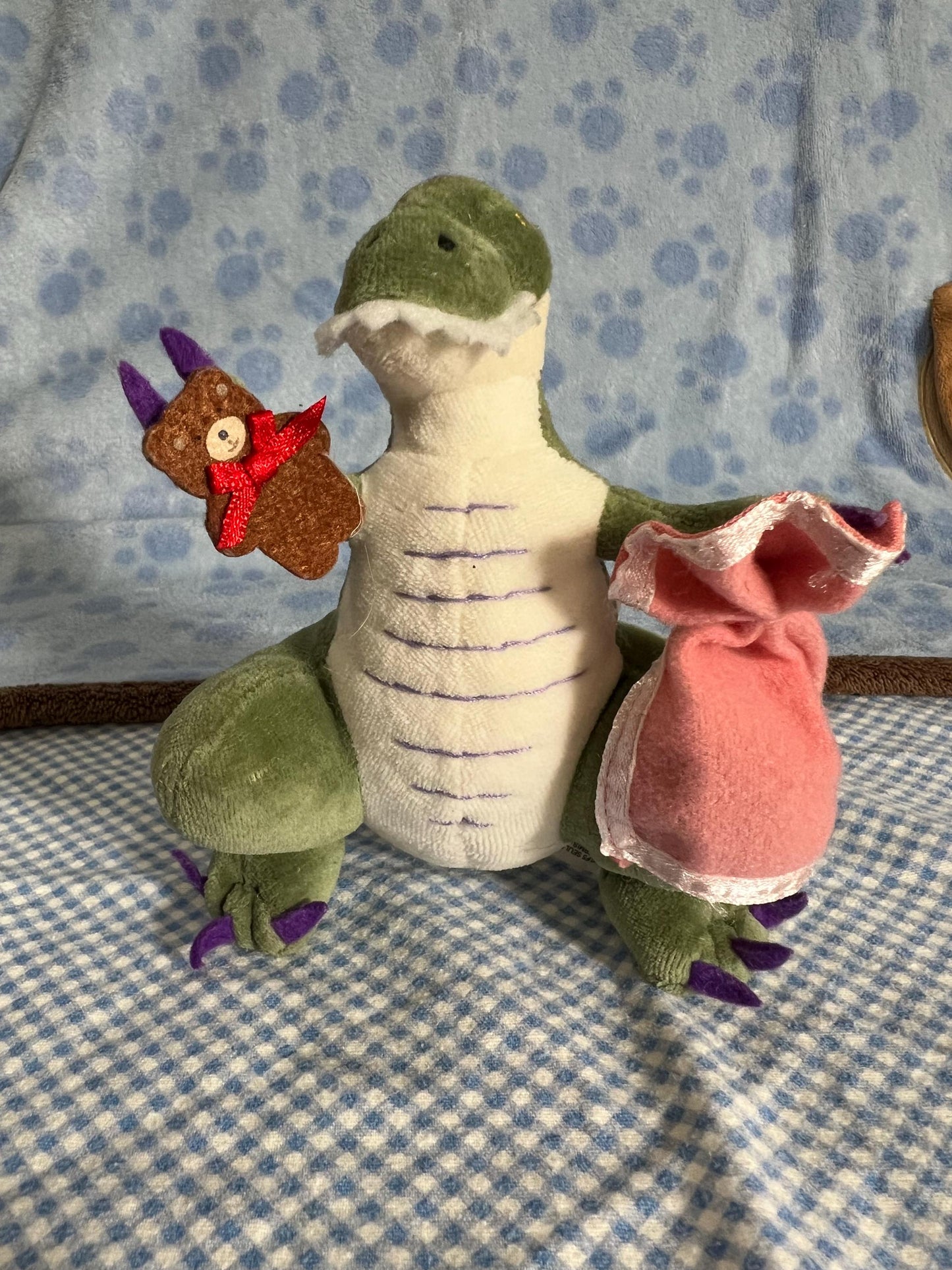 Green And Cream Dinosaur How Do Dinosaurs Say Goodnight Plush