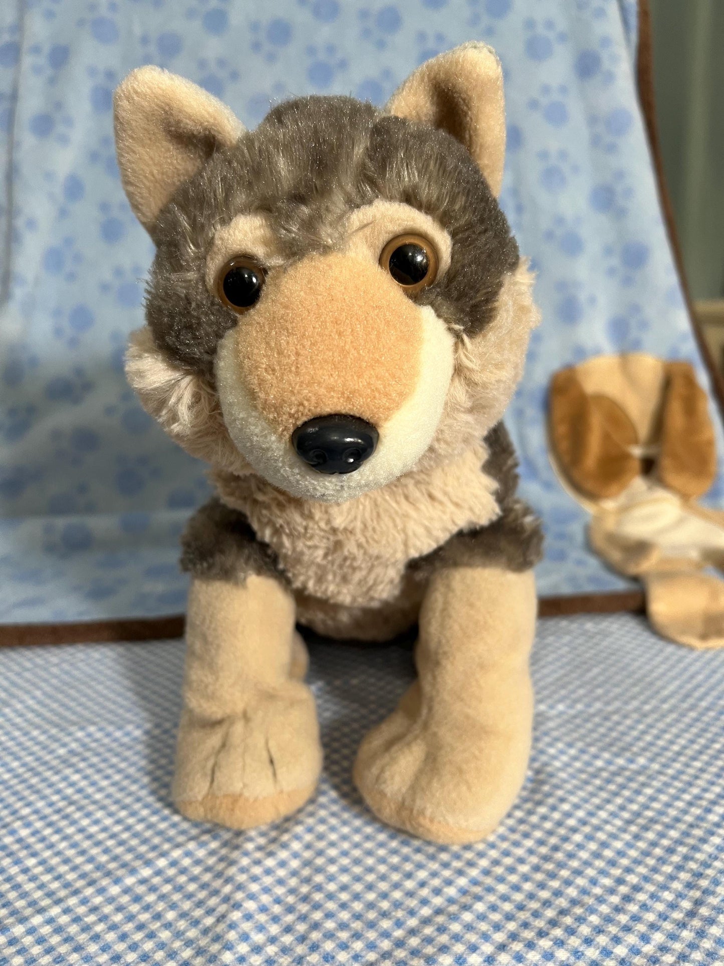 Wild Republic Gray And Tan Wolf Dog Plush. Green Tag 2015