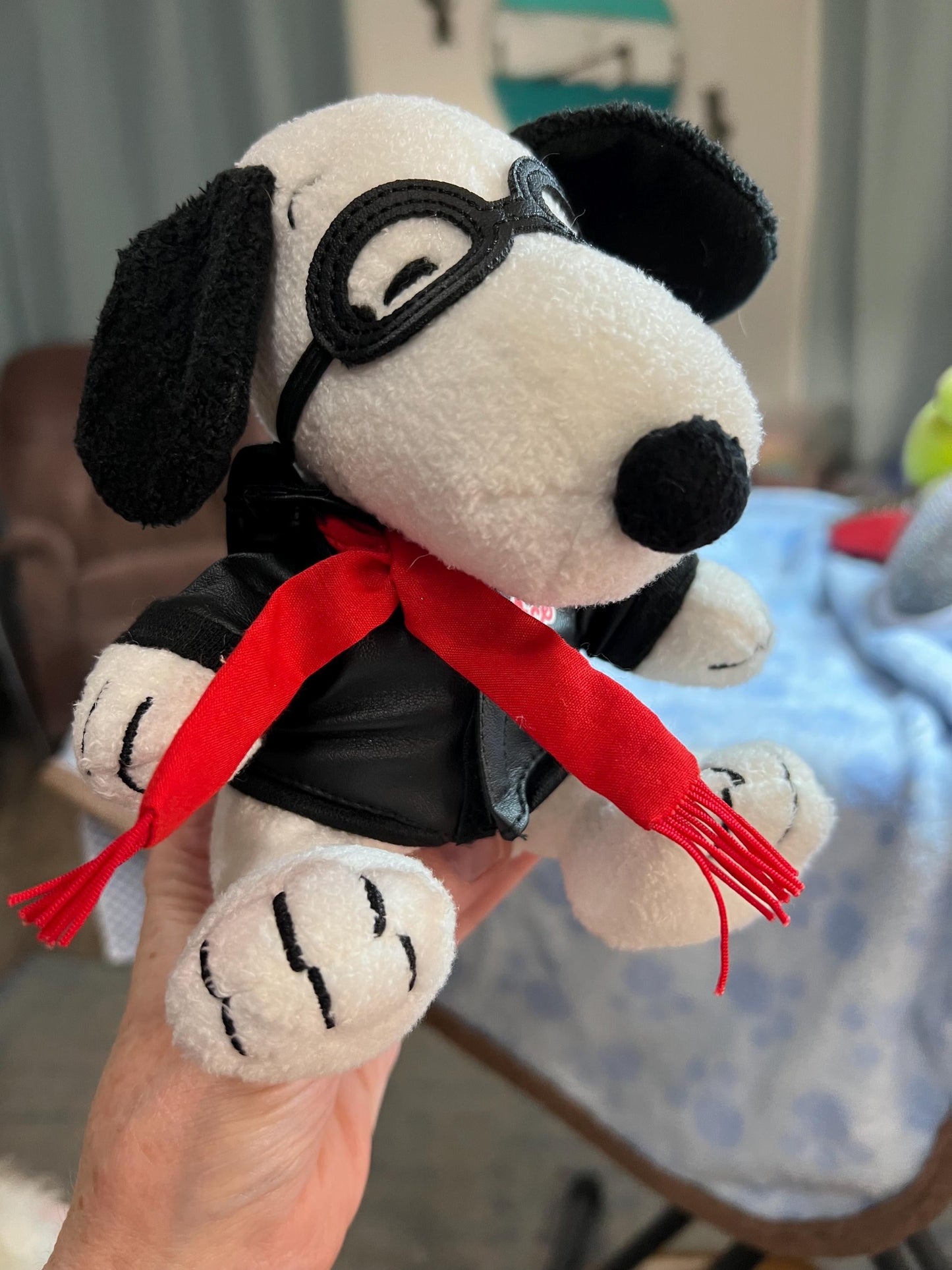 Peanuts Snoopy Red Baron Ace Aviation Pilot Plush. Red Scarf, Vinyl Goggles, Jacket and Helmet